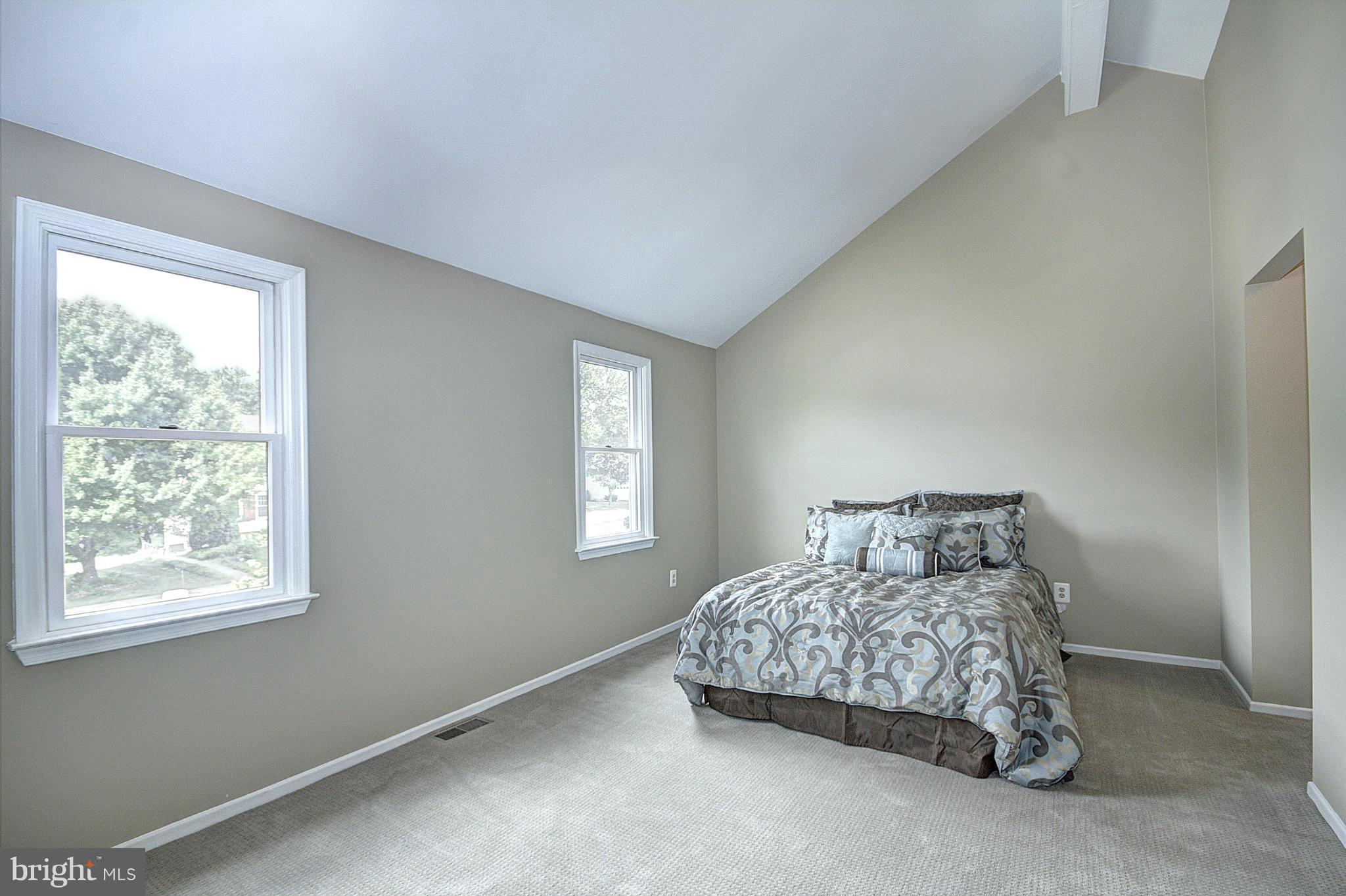 FAIR OAKS ESTATES - Residential