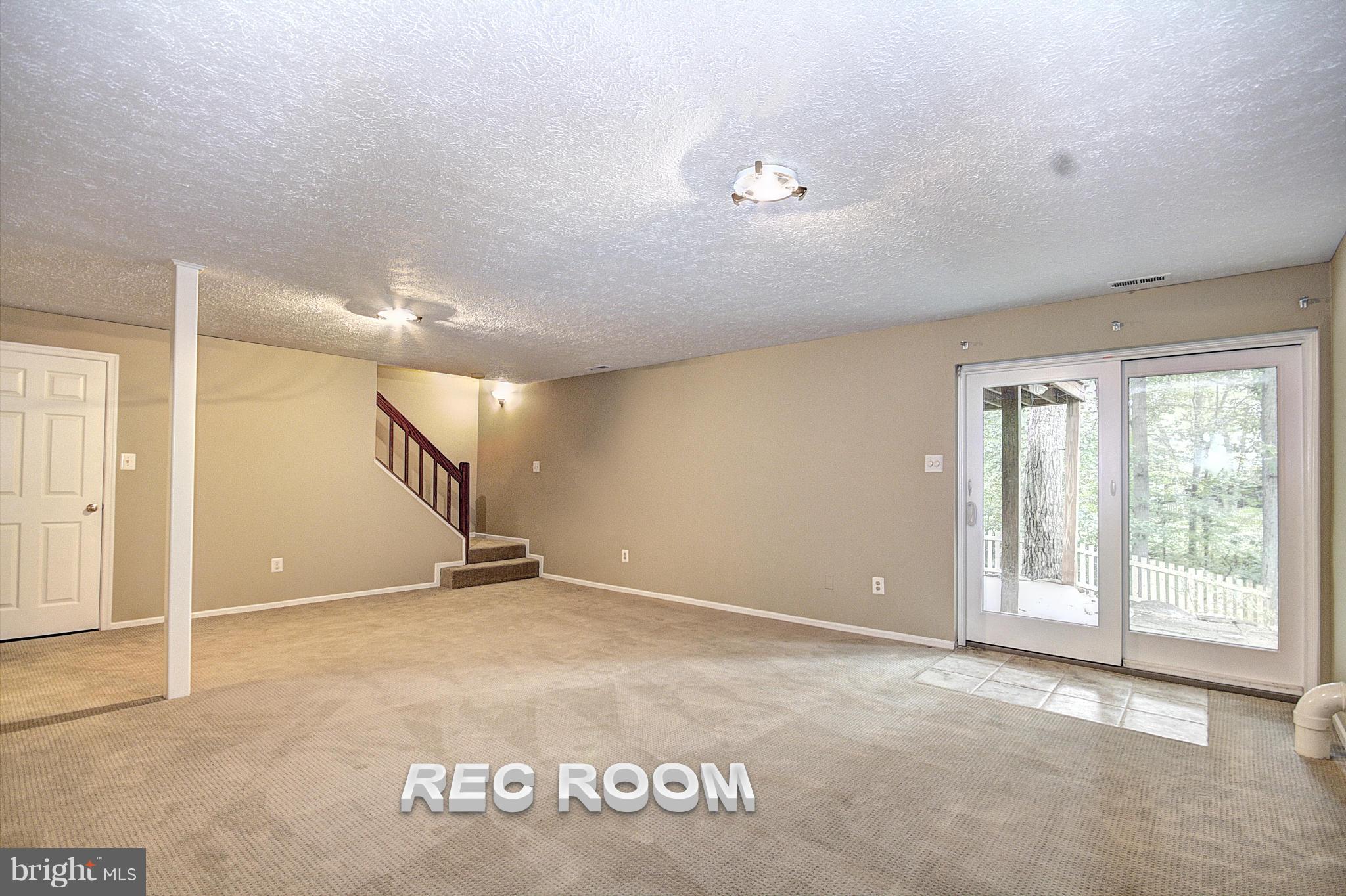 FAIR OAKS ESTATES - Residential