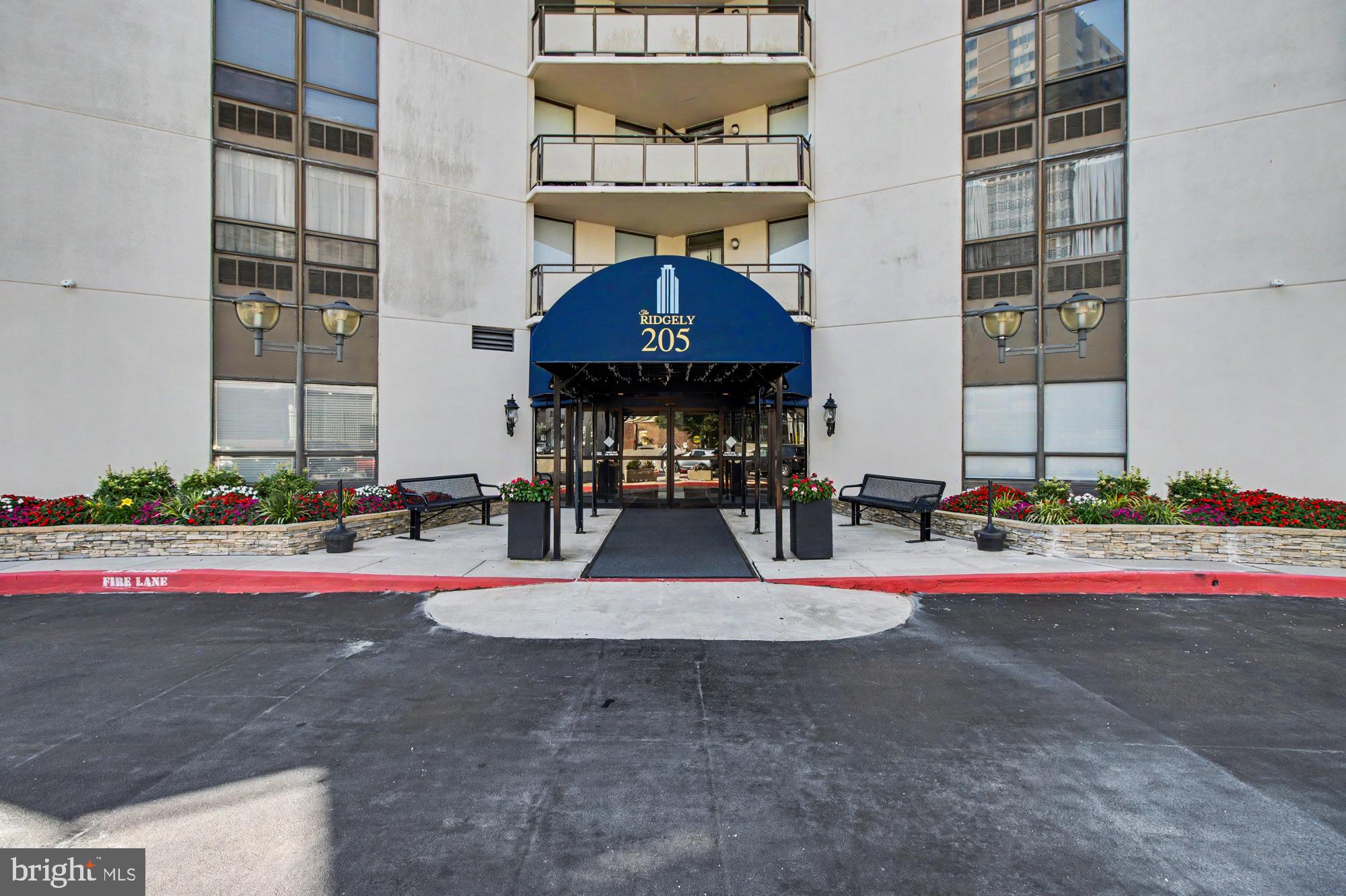 205 E JOPPA ROAD 1703
