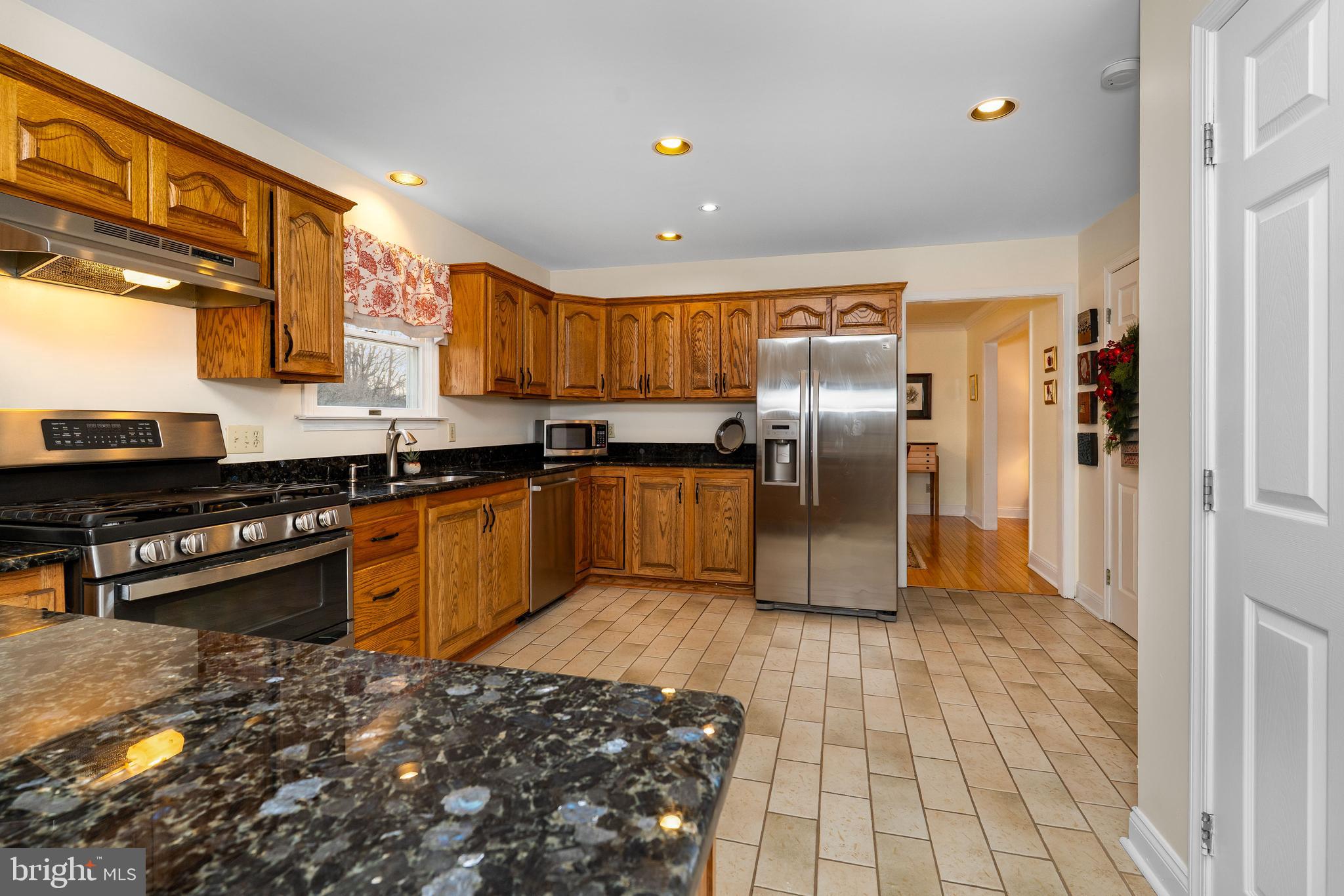 BLUE BALL VILLAGE - Residential