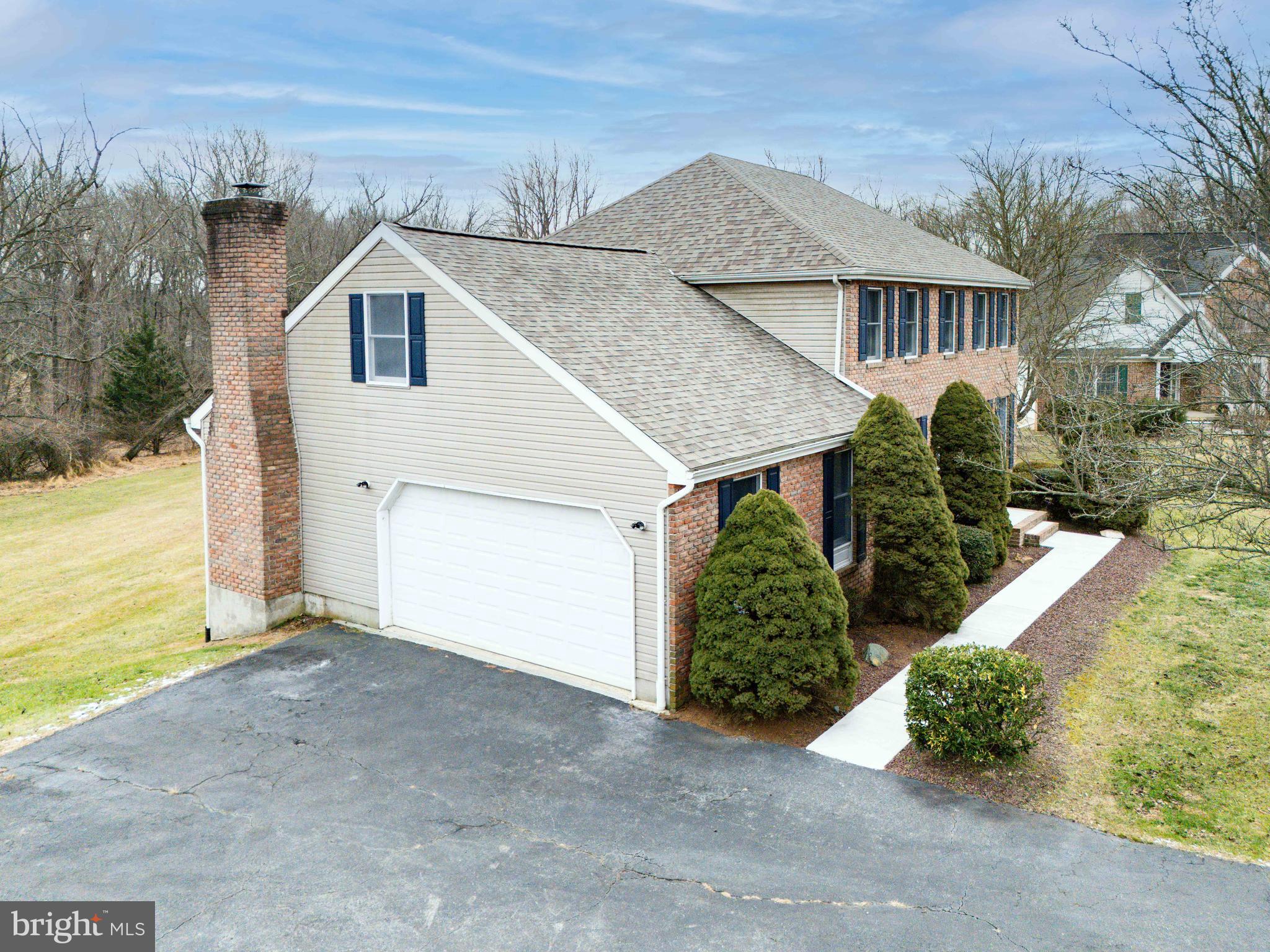 BLUE BALL VILLAGE - Residential