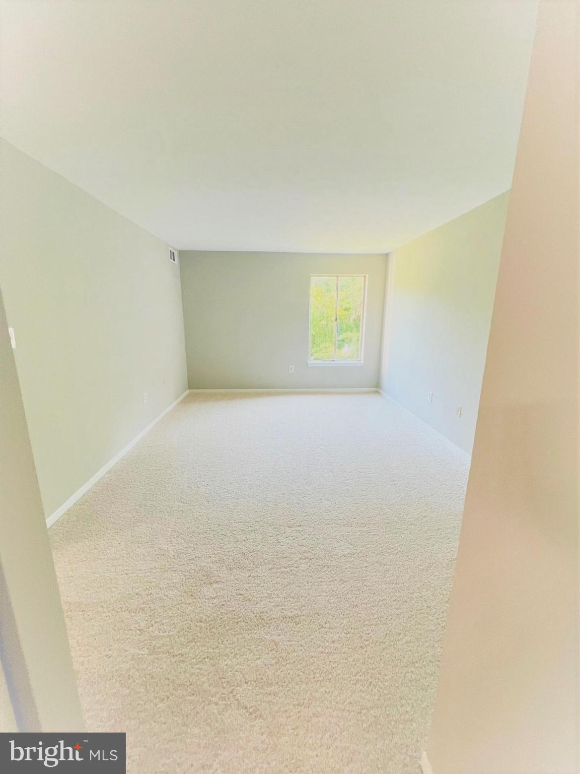 GREENBRIAR CONDO - Residential Lease