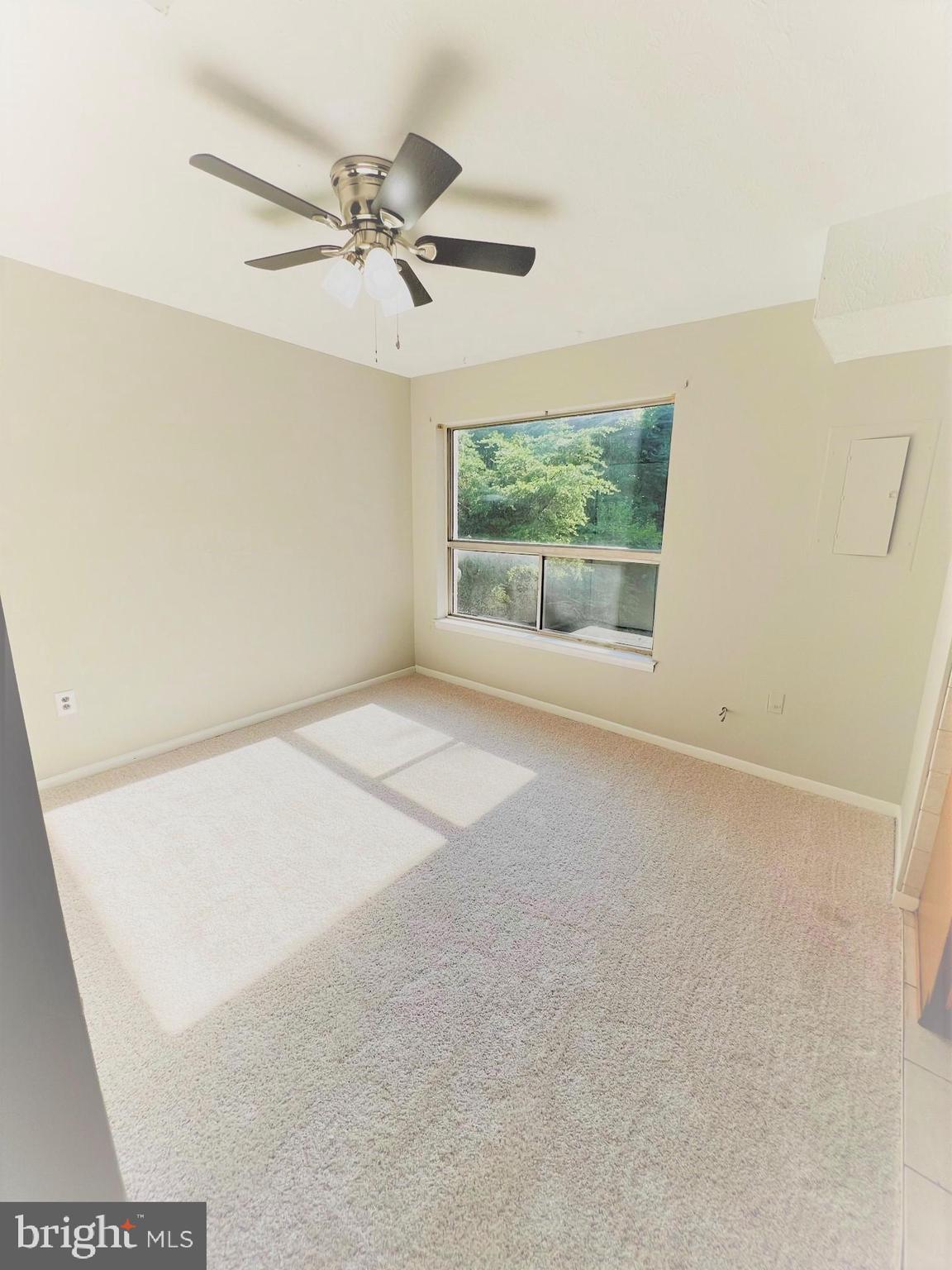 GREENBRIAR CONDO - Residential Lease