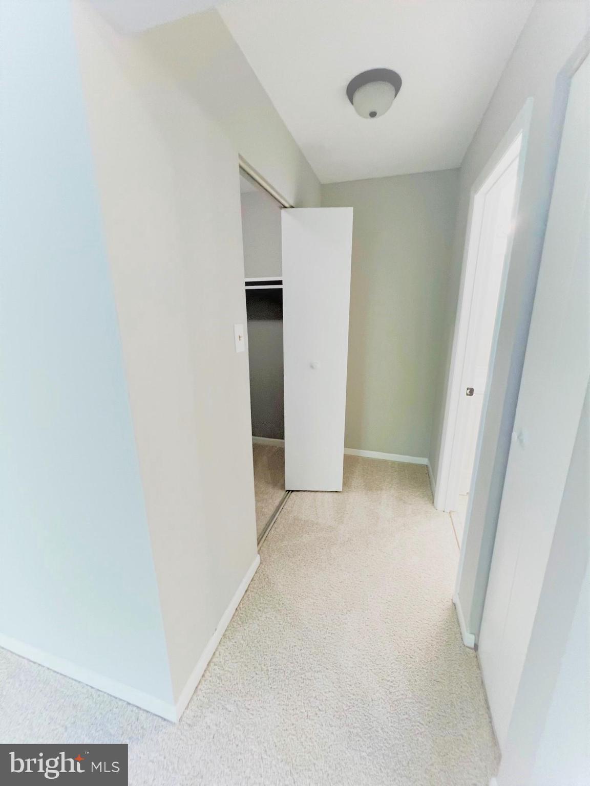 GREENBRIAR CONDO - Residential Lease