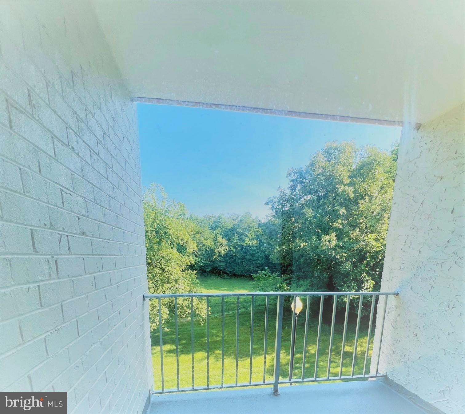 GREENBRIAR CONDO - Residential Lease