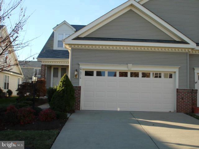 HERITAGE HUNT - Residential Lease