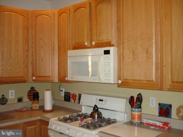 HERITAGE HUNT - Residential Lease