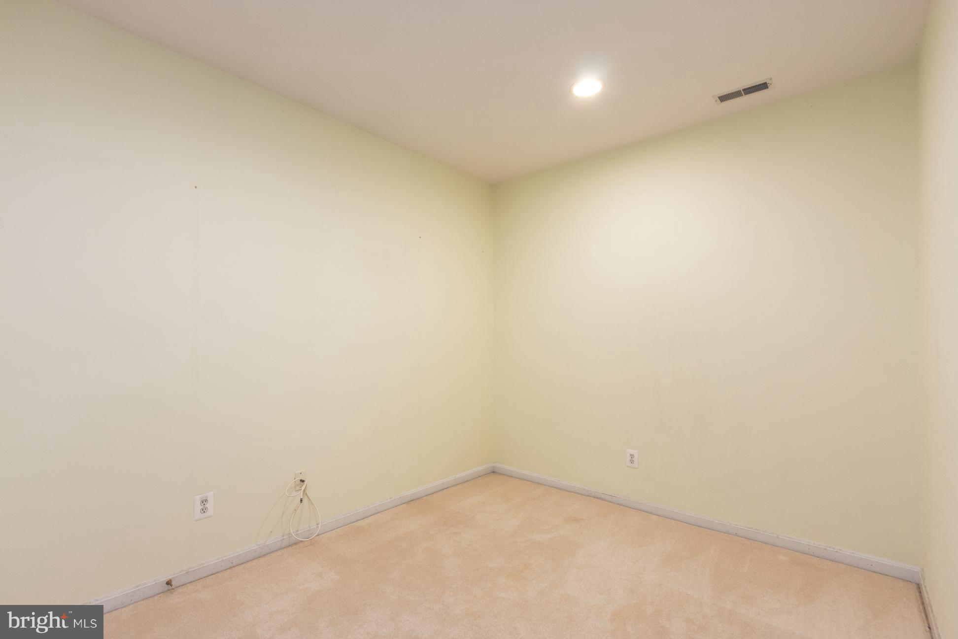 MOUNT WASHINGTON - Residential