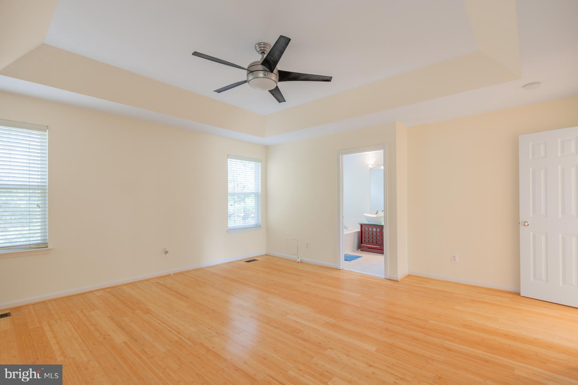 MOUNT WASHINGTON - Residential