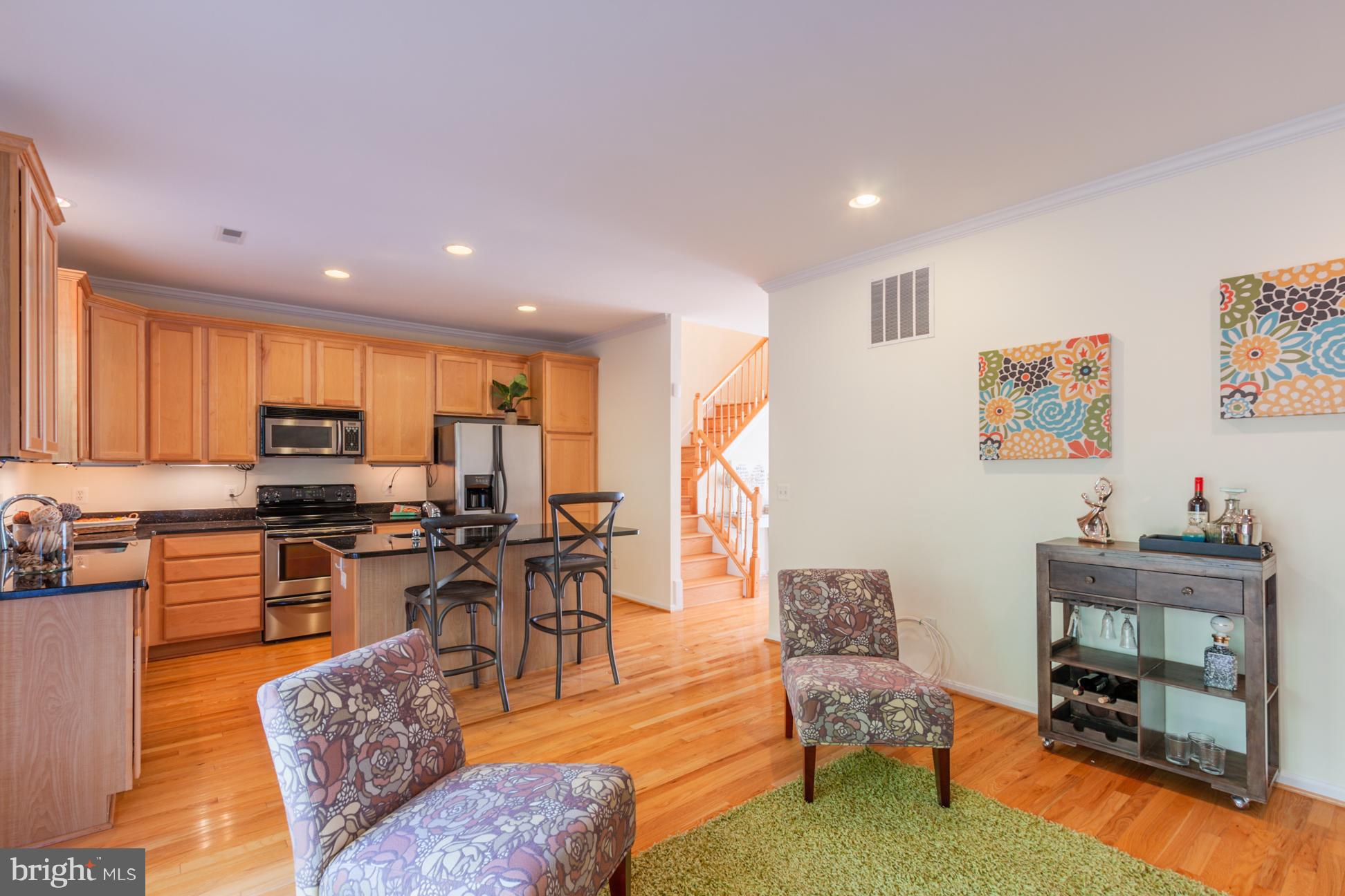 MOUNT WASHINGTON - Residential