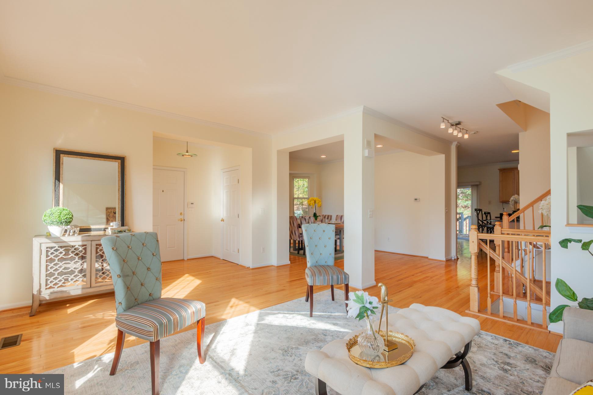 MOUNT WASHINGTON - Residential