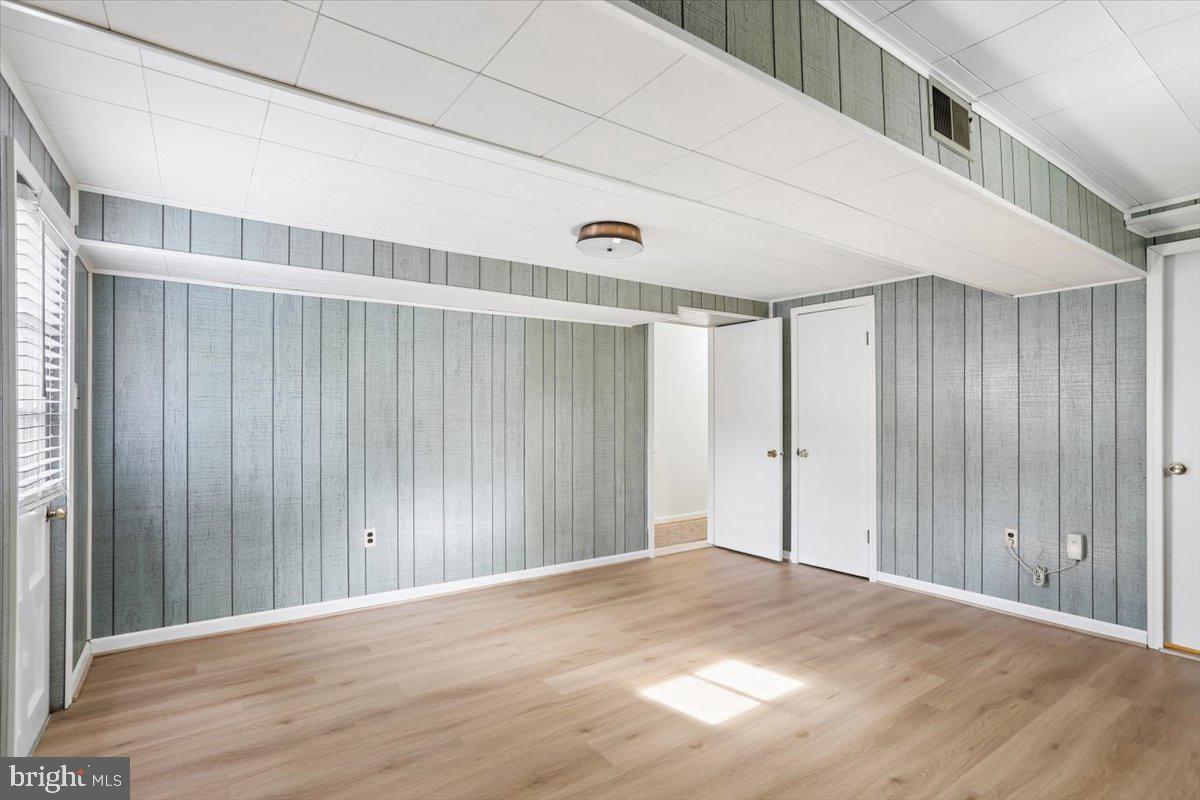 MIDDLERIDGE - Residential