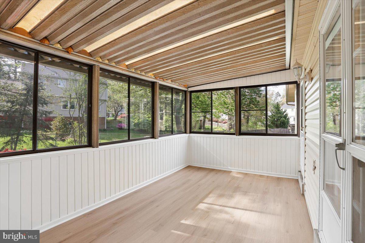 MIDDLERIDGE - Residential