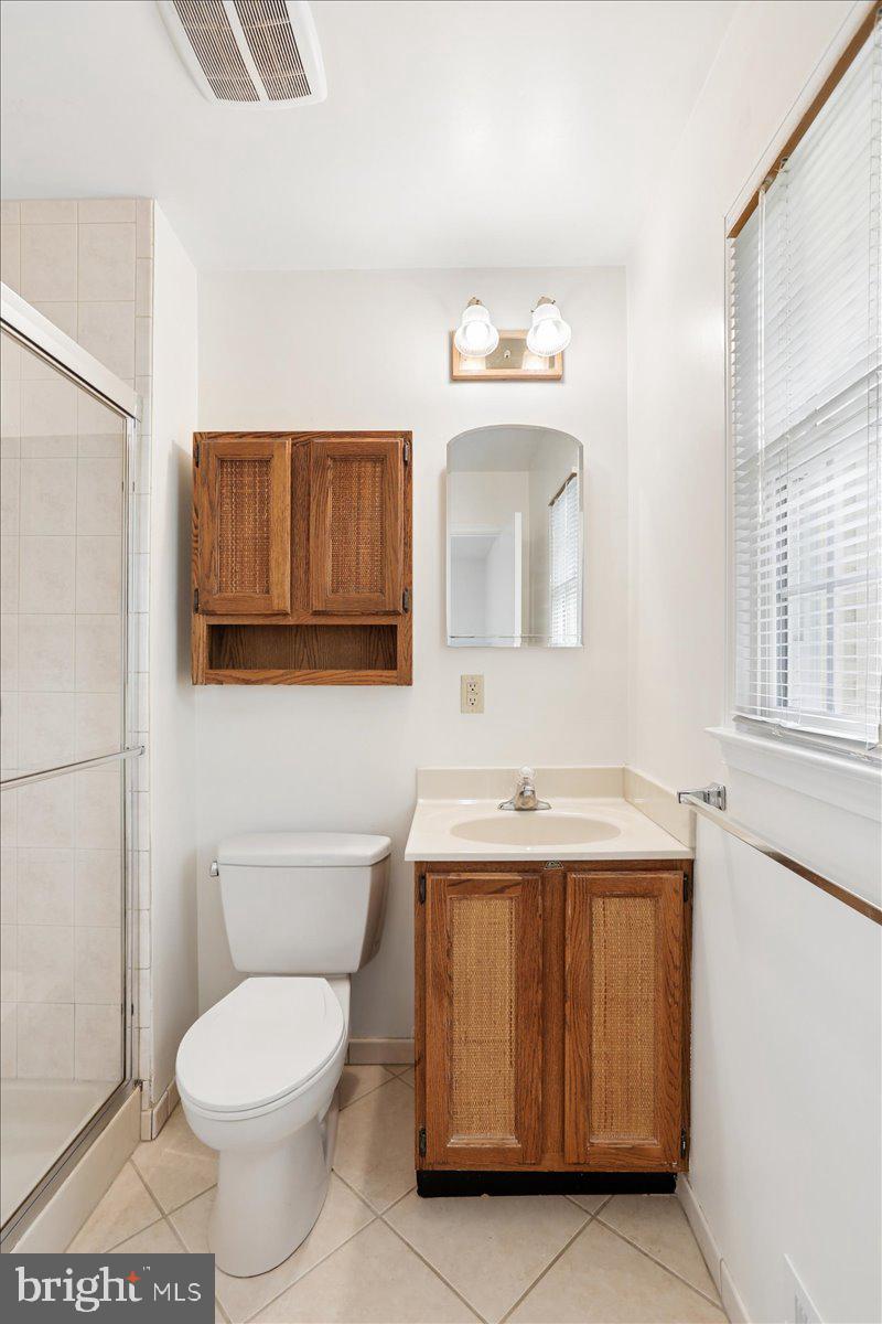 MIDDLERIDGE - Residential