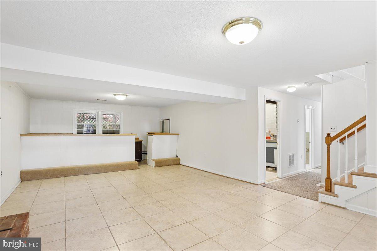 MIDDLERIDGE - Residential