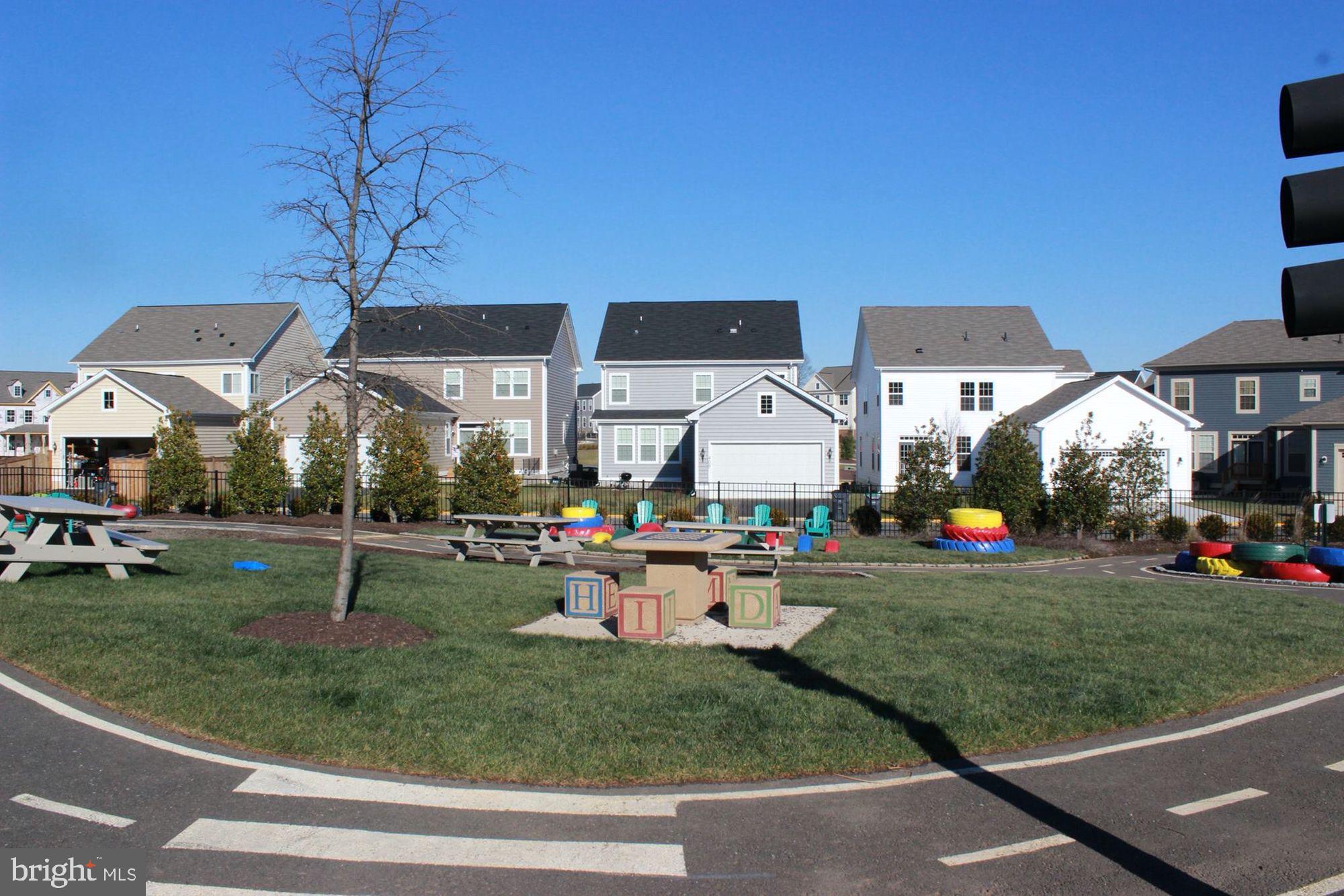 EMBREY MILL - Residential Lease