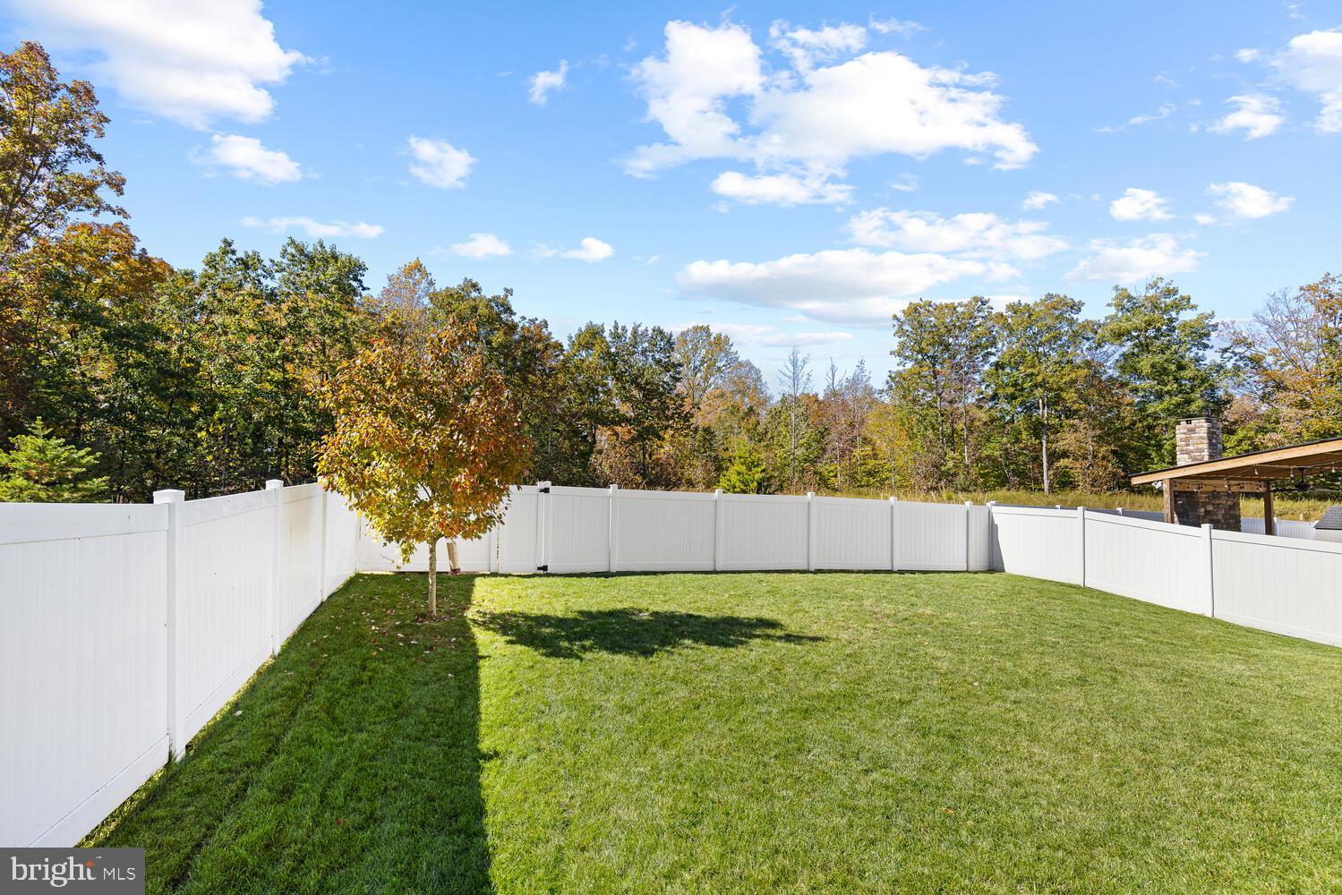 EMBREY MILL - Residential Lease