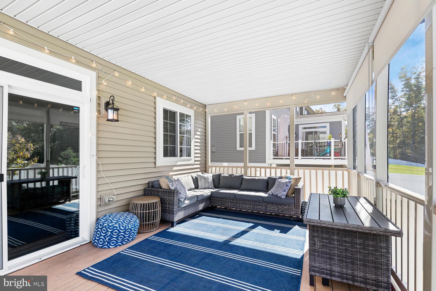 EMBREY MILL - Residential Lease