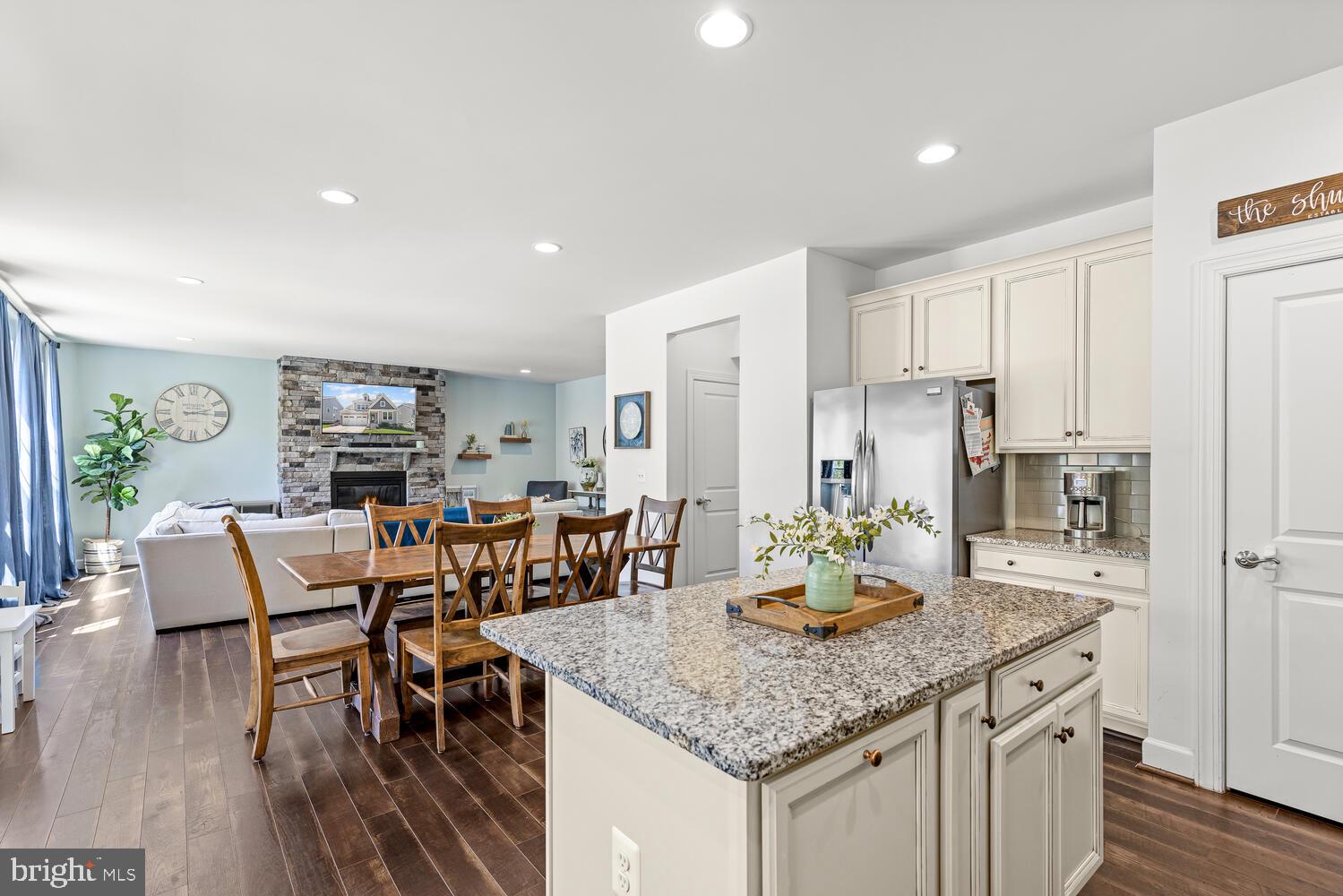 EMBREY MILL - Residential Lease