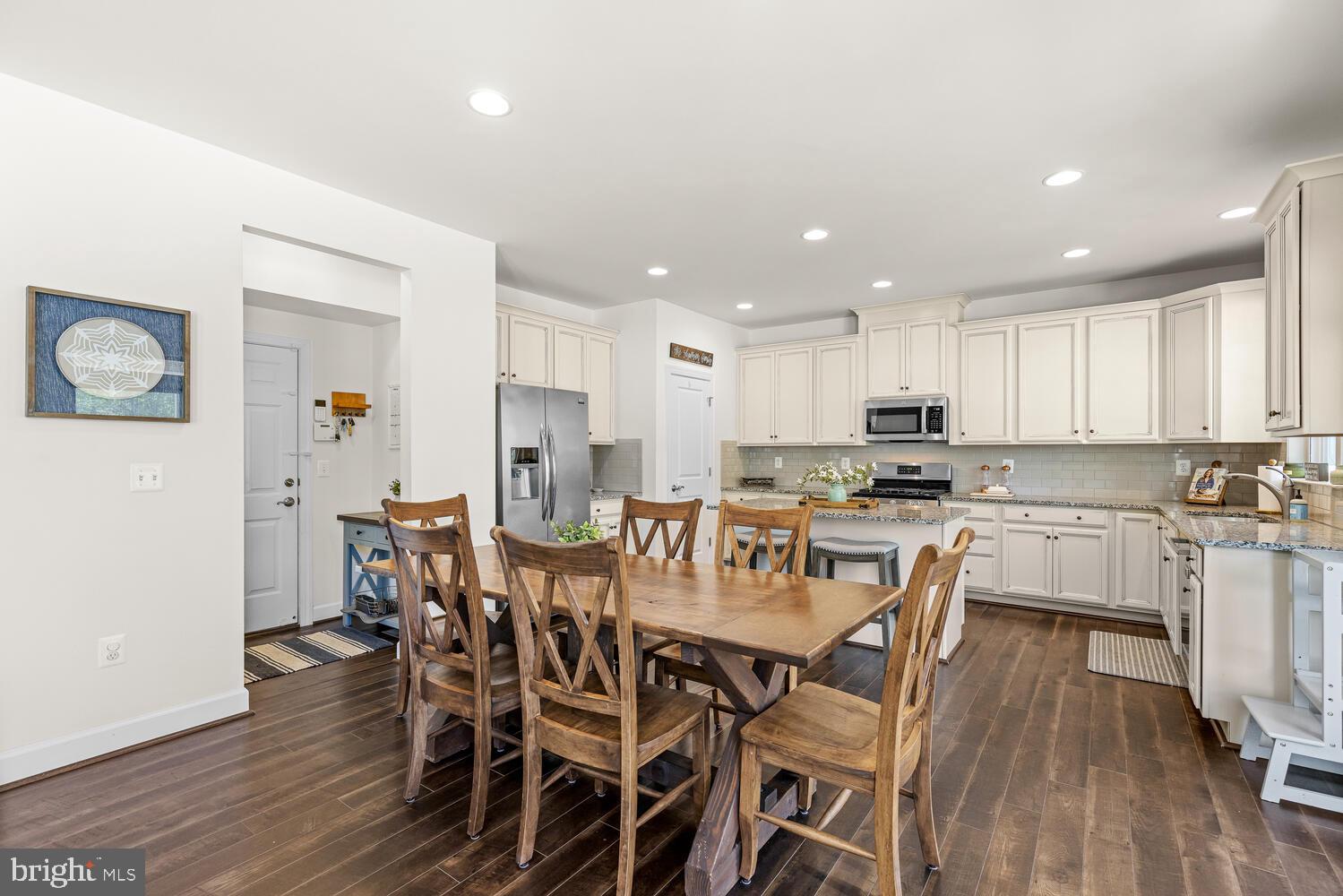 EMBREY MILL - Residential Lease