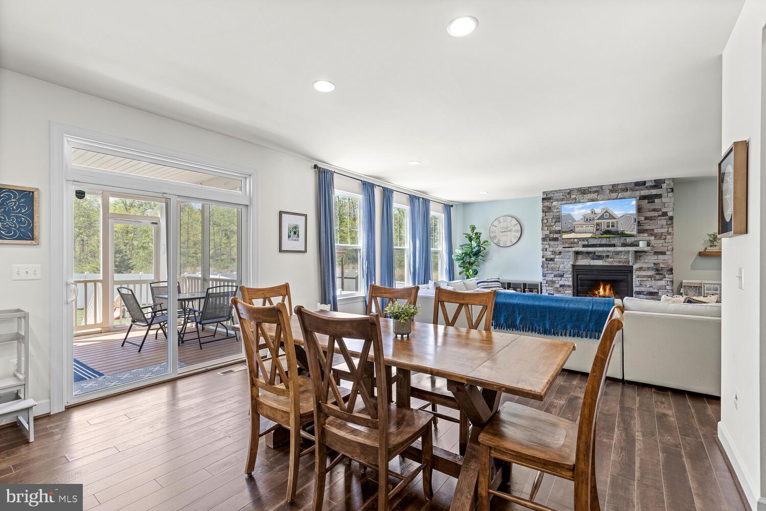 EMBREY MILL - Residential Lease