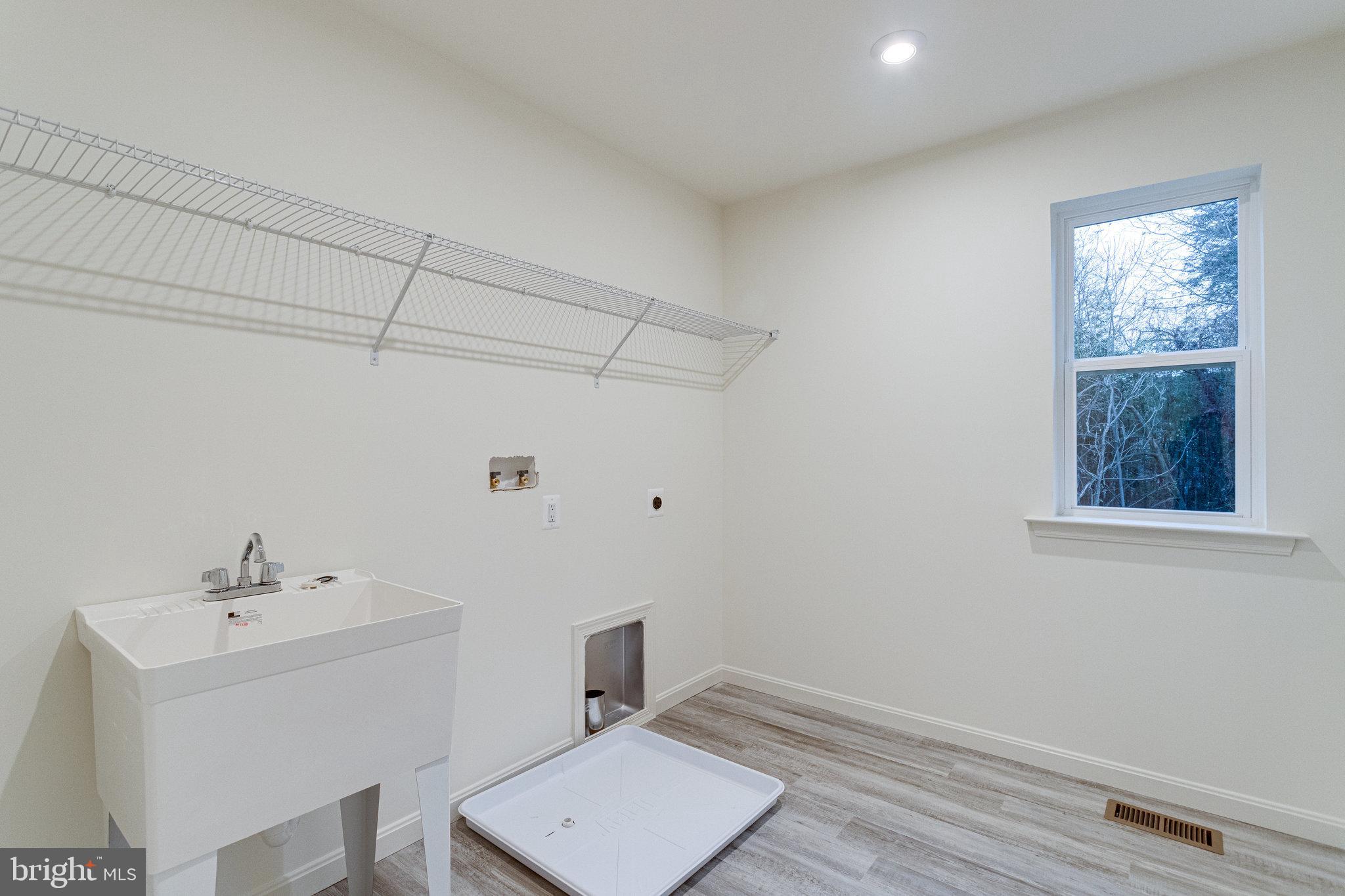 LOVING ESTATES - Residential