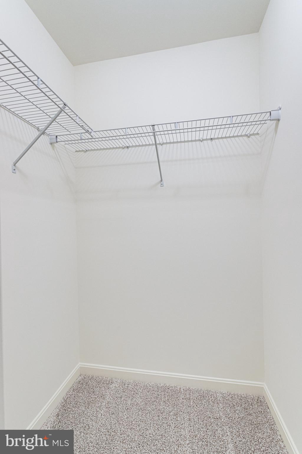 LOVING ESTATES - Residential