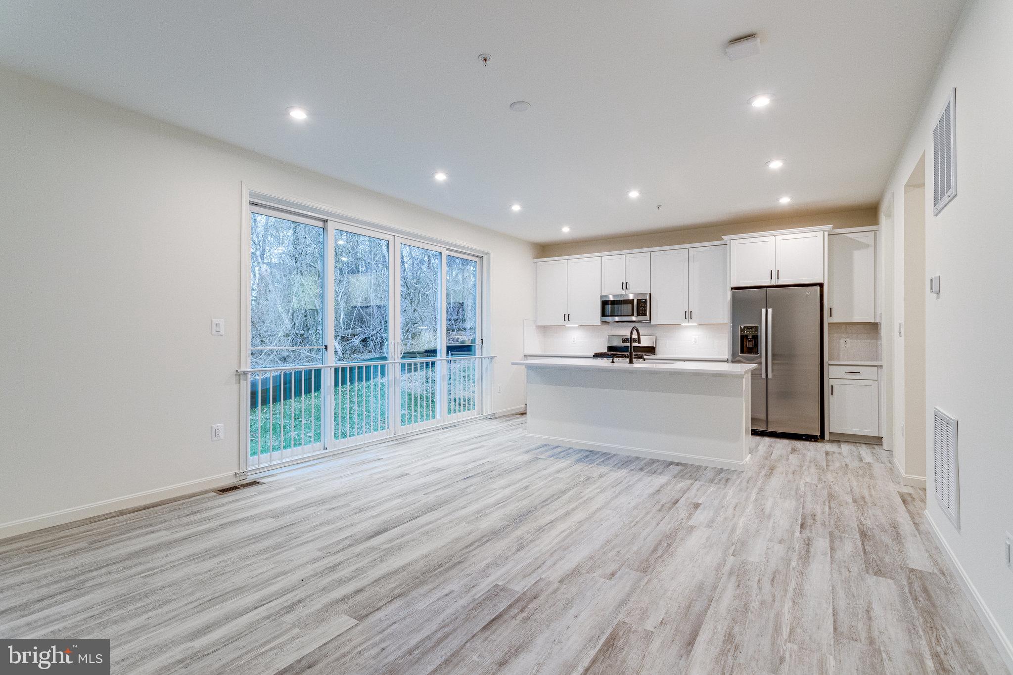 LOVING ESTATES - Residential