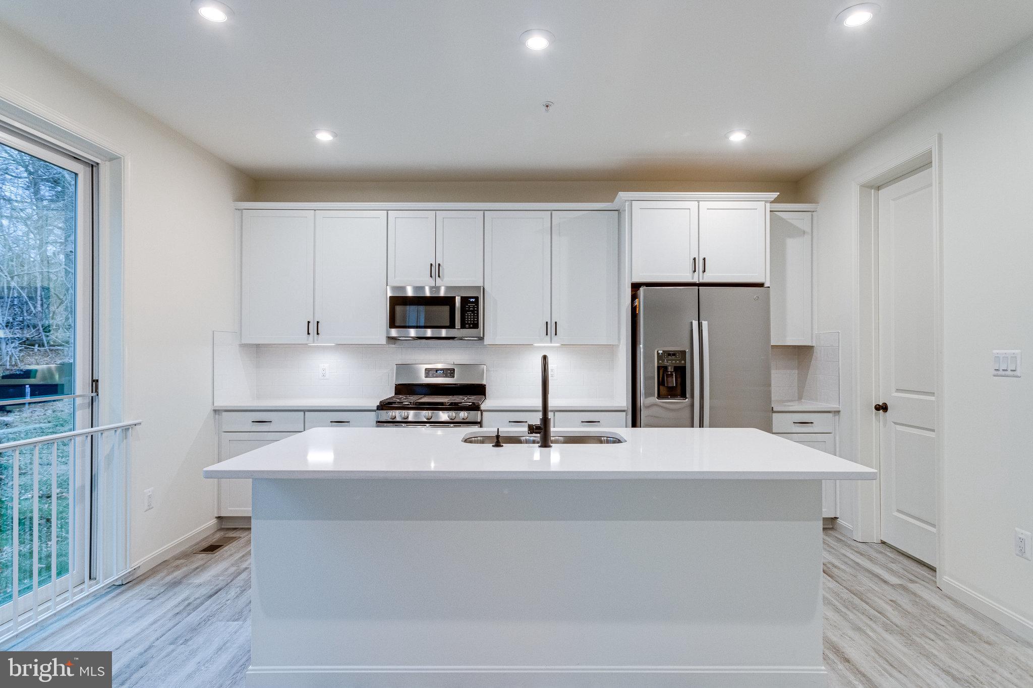 LOVING ESTATES - Residential