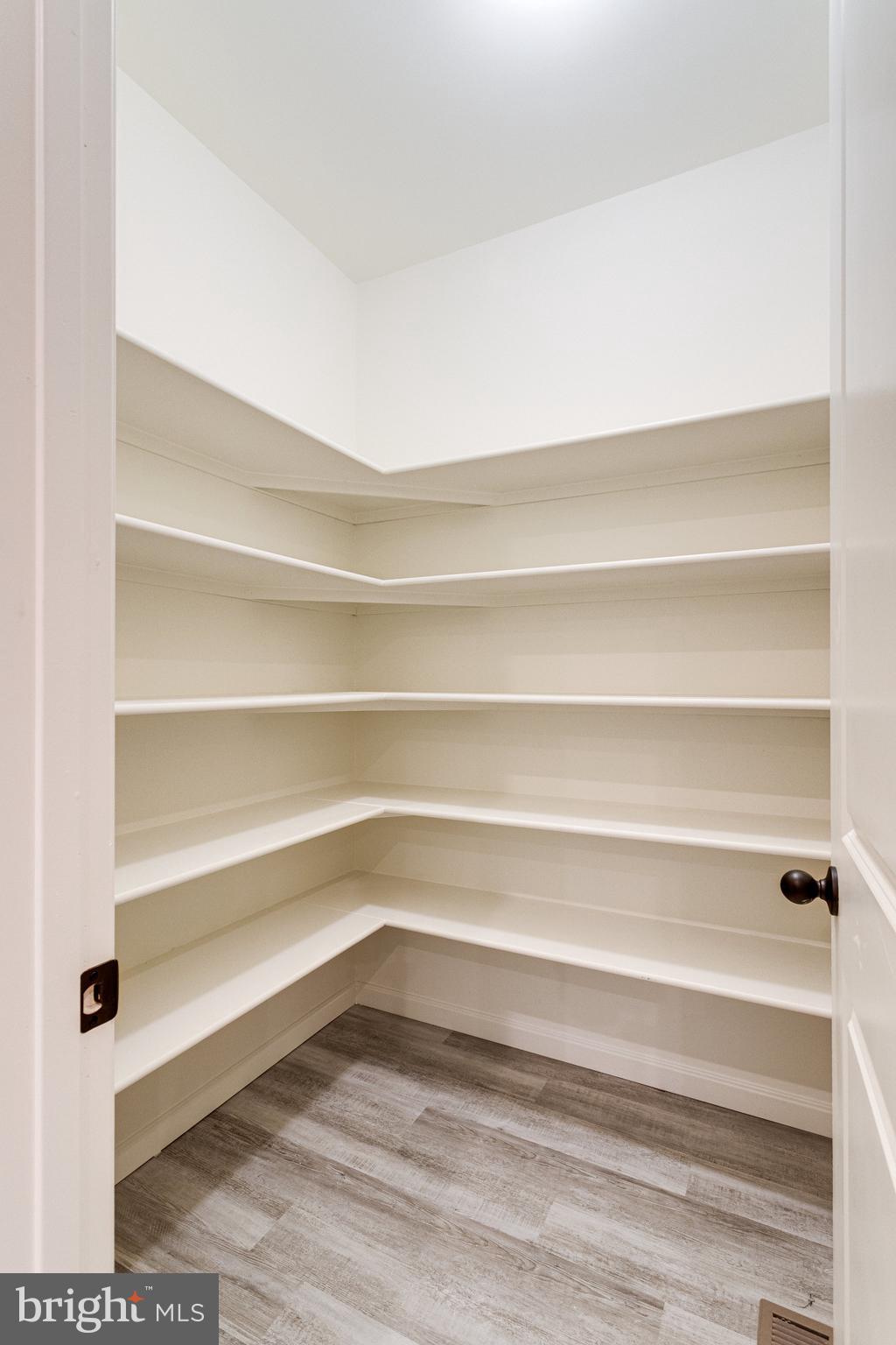 LOVING ESTATES - Residential