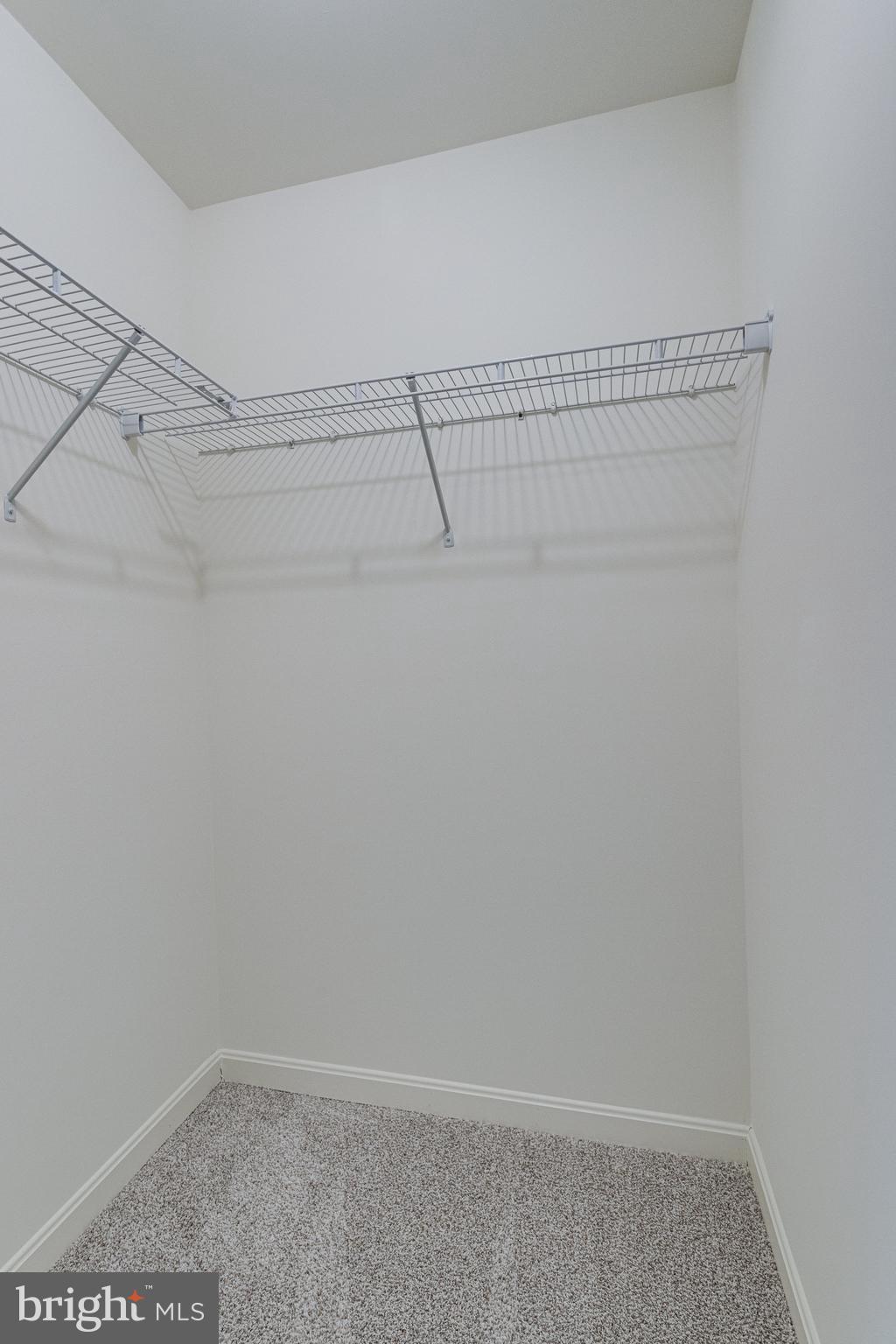 LOVING ESTATES - Residential