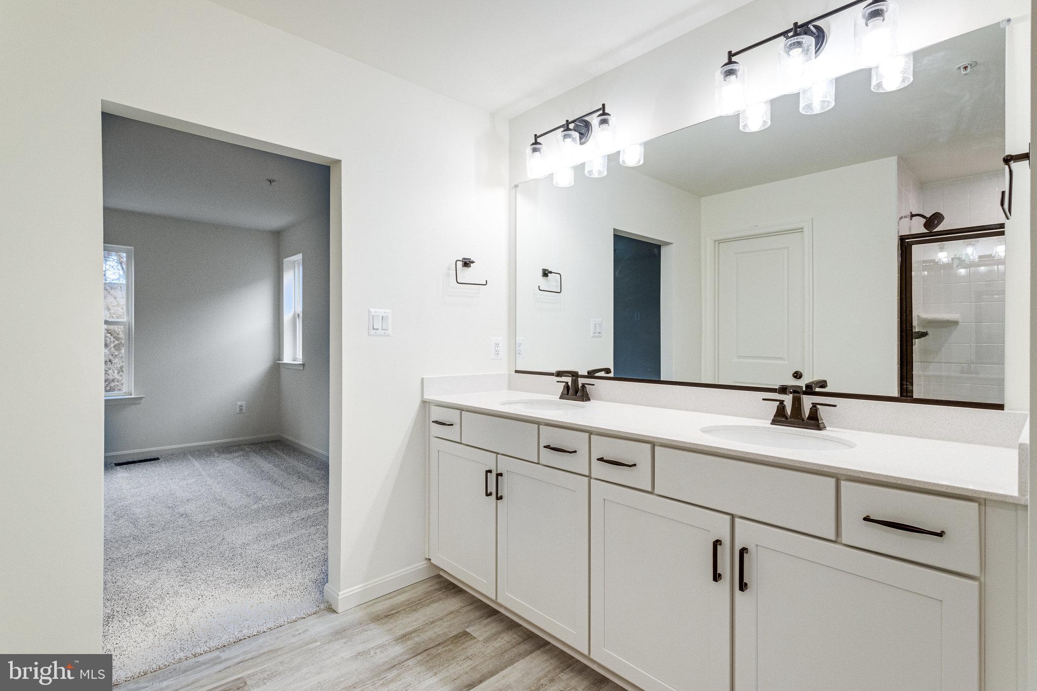 LOVING ESTATES - Residential