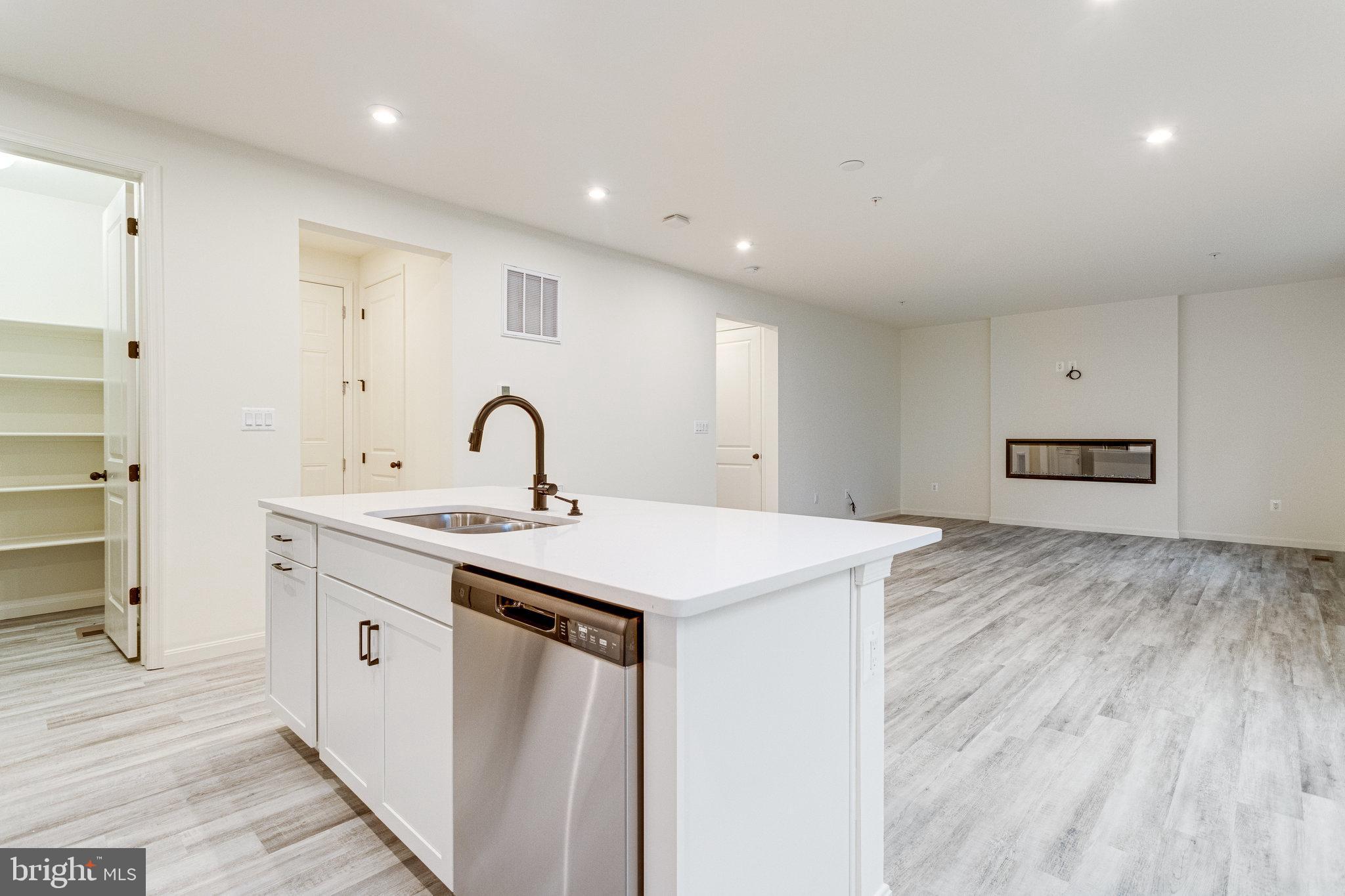 LOVING ESTATES - Residential