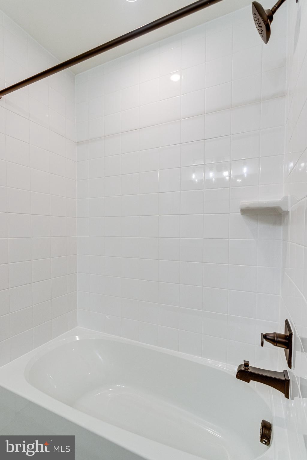 LOVING ESTATES - Residential