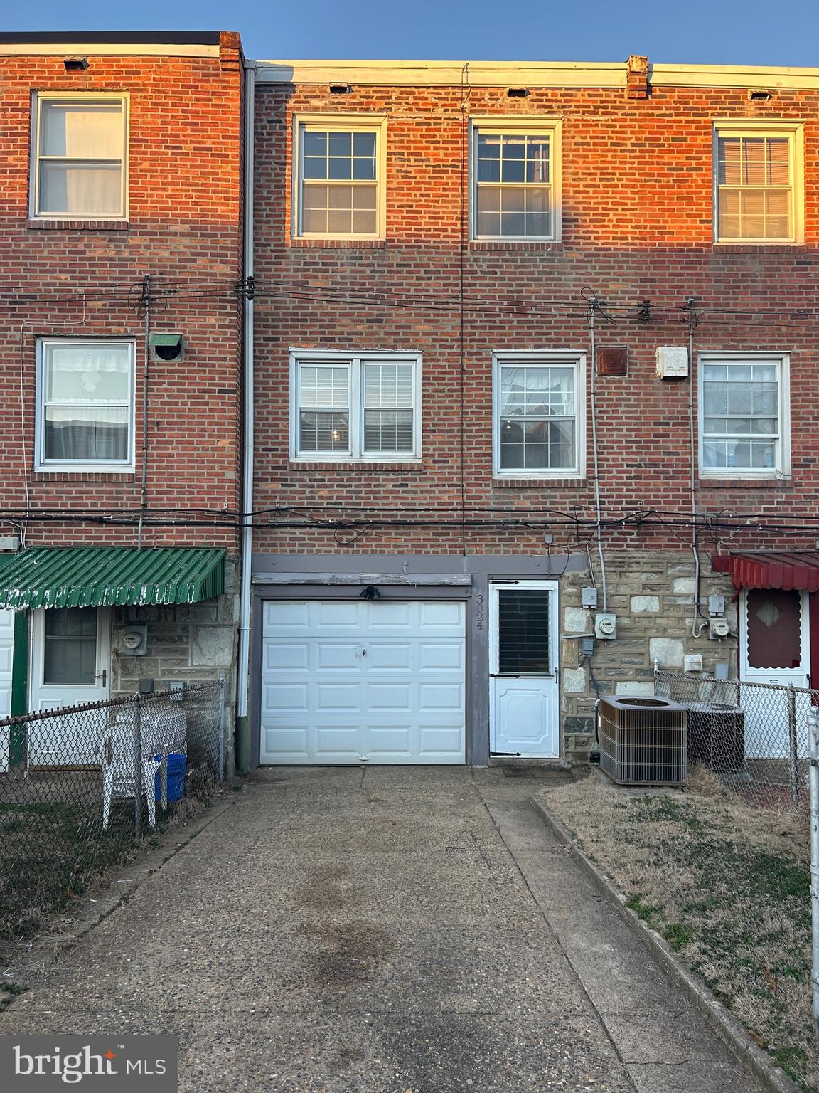 MAYFAIR (WEST) - Residential