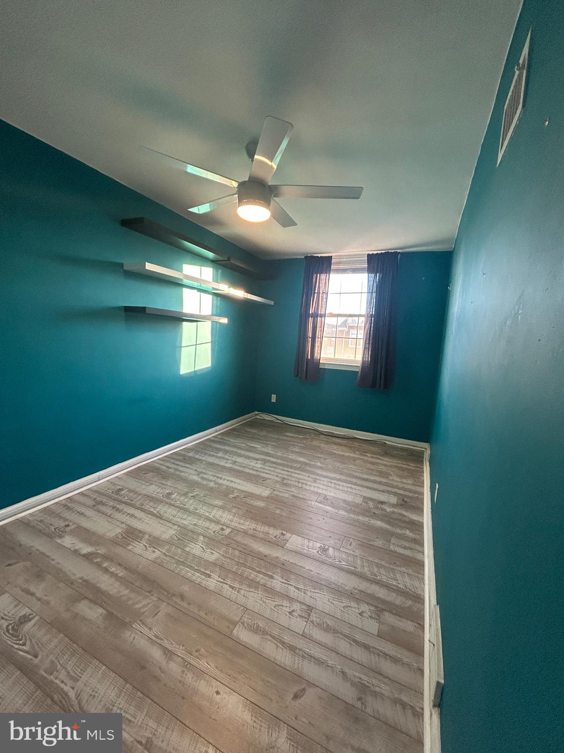 MAYFAIR (WEST) - Residential