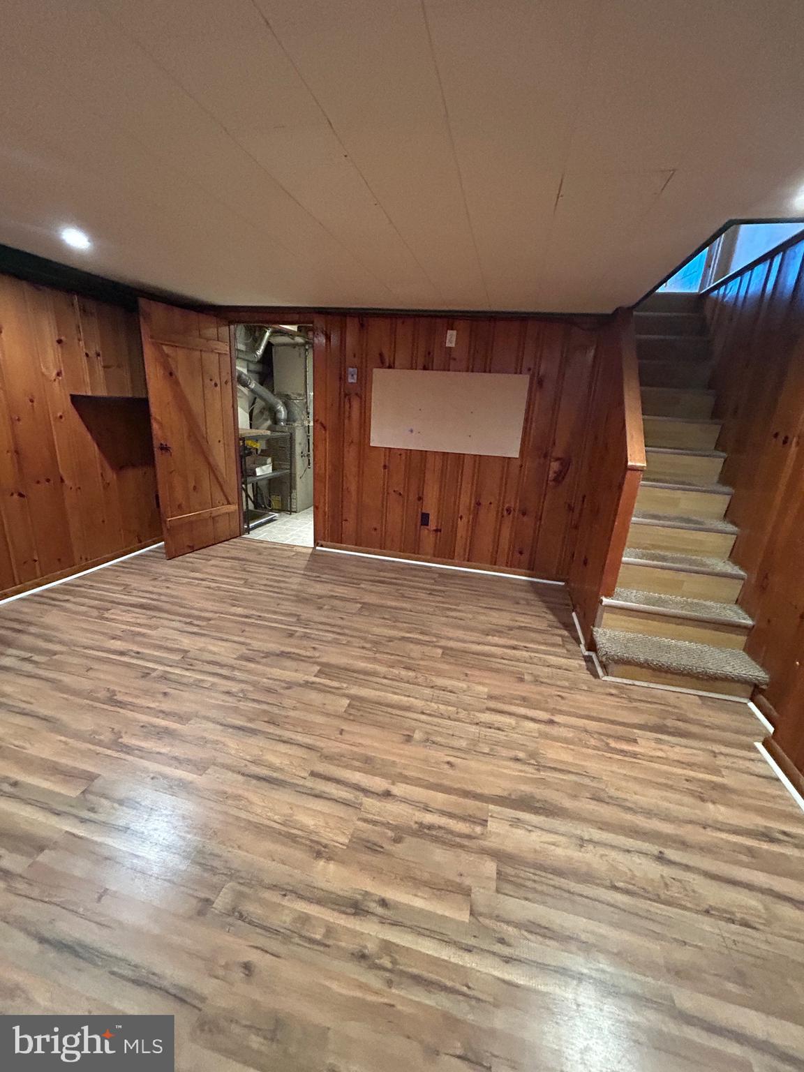 MAYFAIR (WEST) - Residential