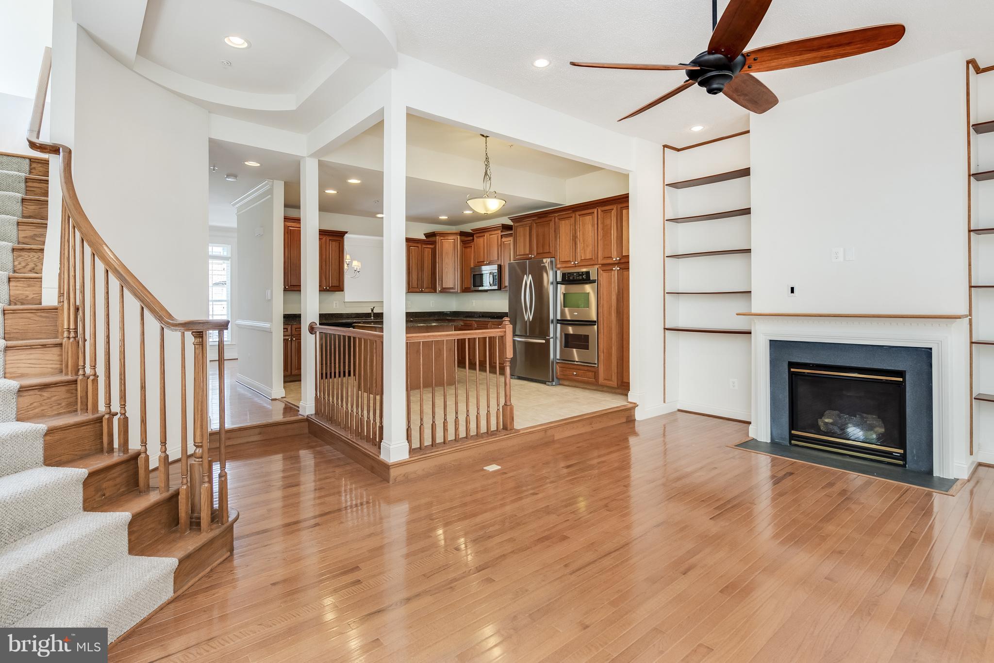 VINEYARDS OF ANNAPOLIS - Residential