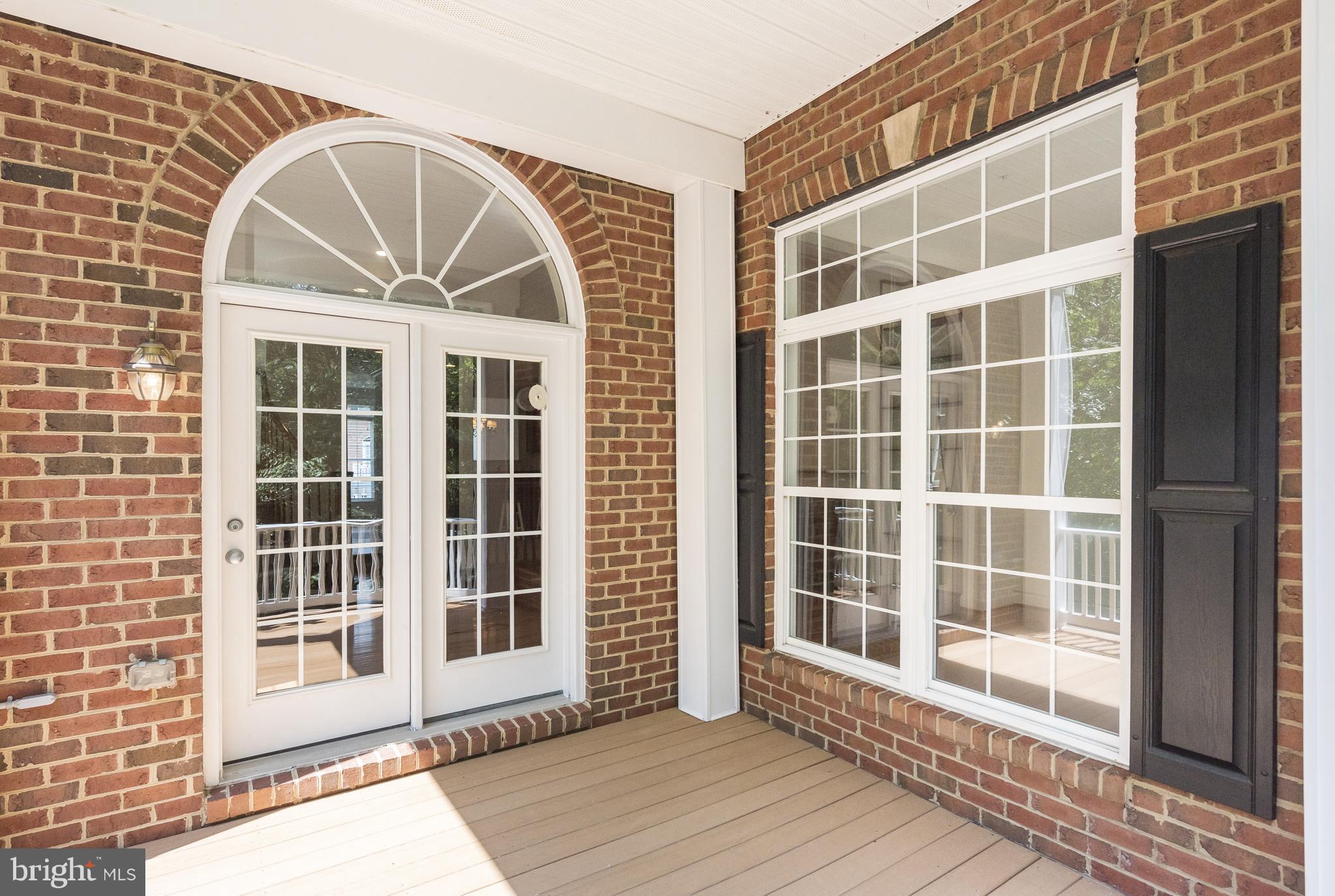 VINEYARDS OF ANNAPOLIS - Residential