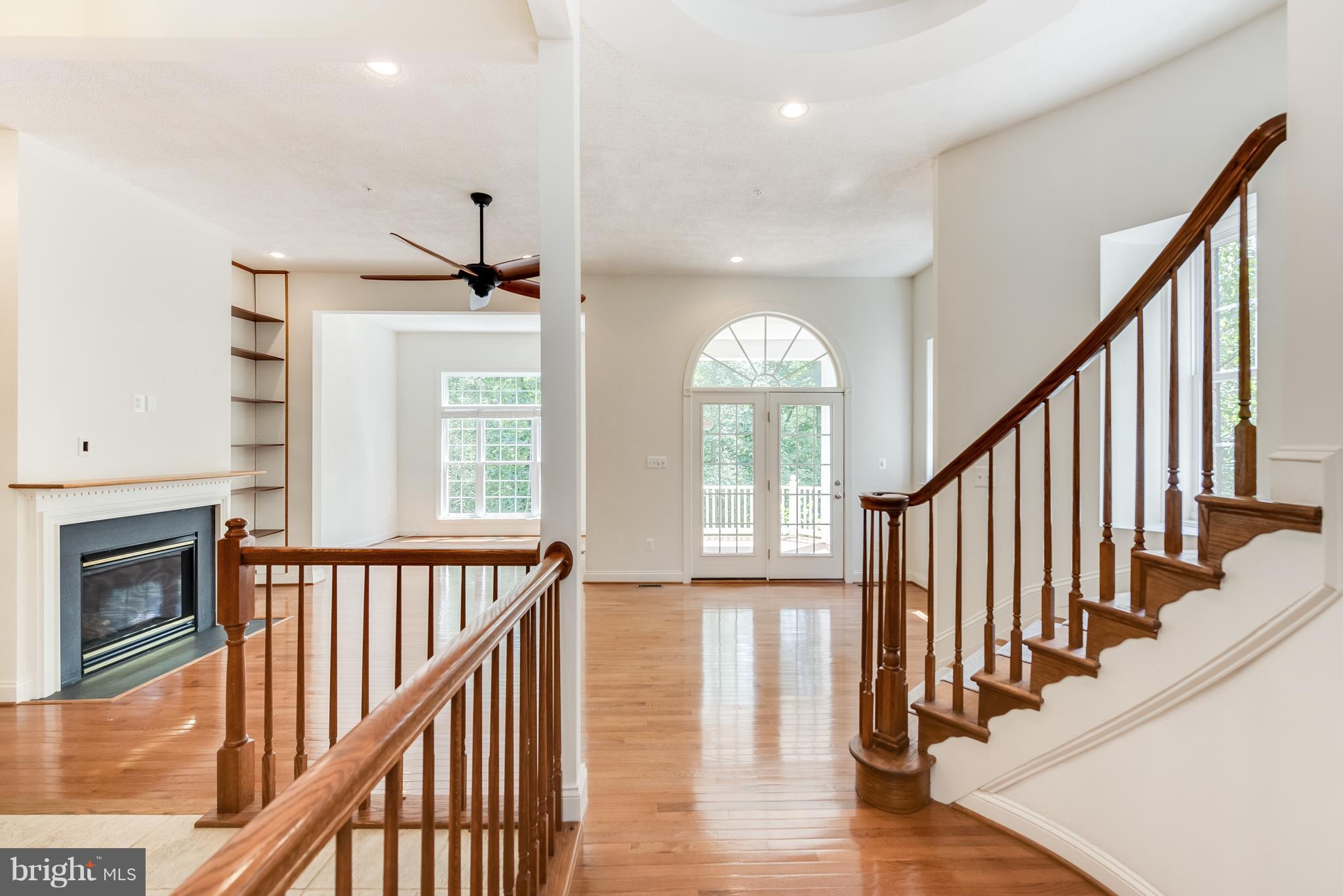 VINEYARDS OF ANNAPOLIS - Residential