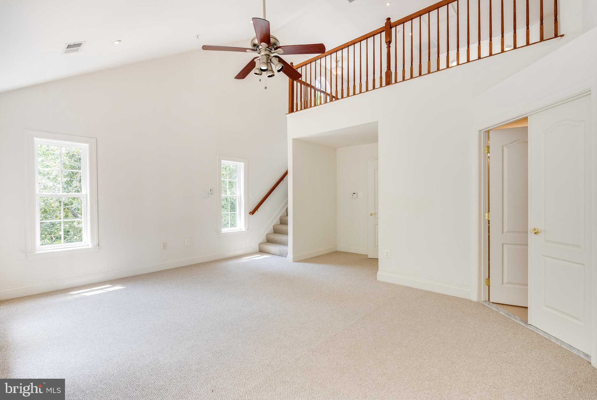 VINEYARDS OF ANNAPOLIS - Residential