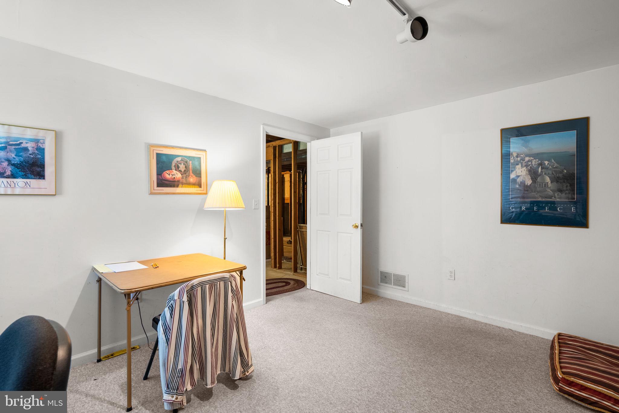 CHARTWELL - Residential