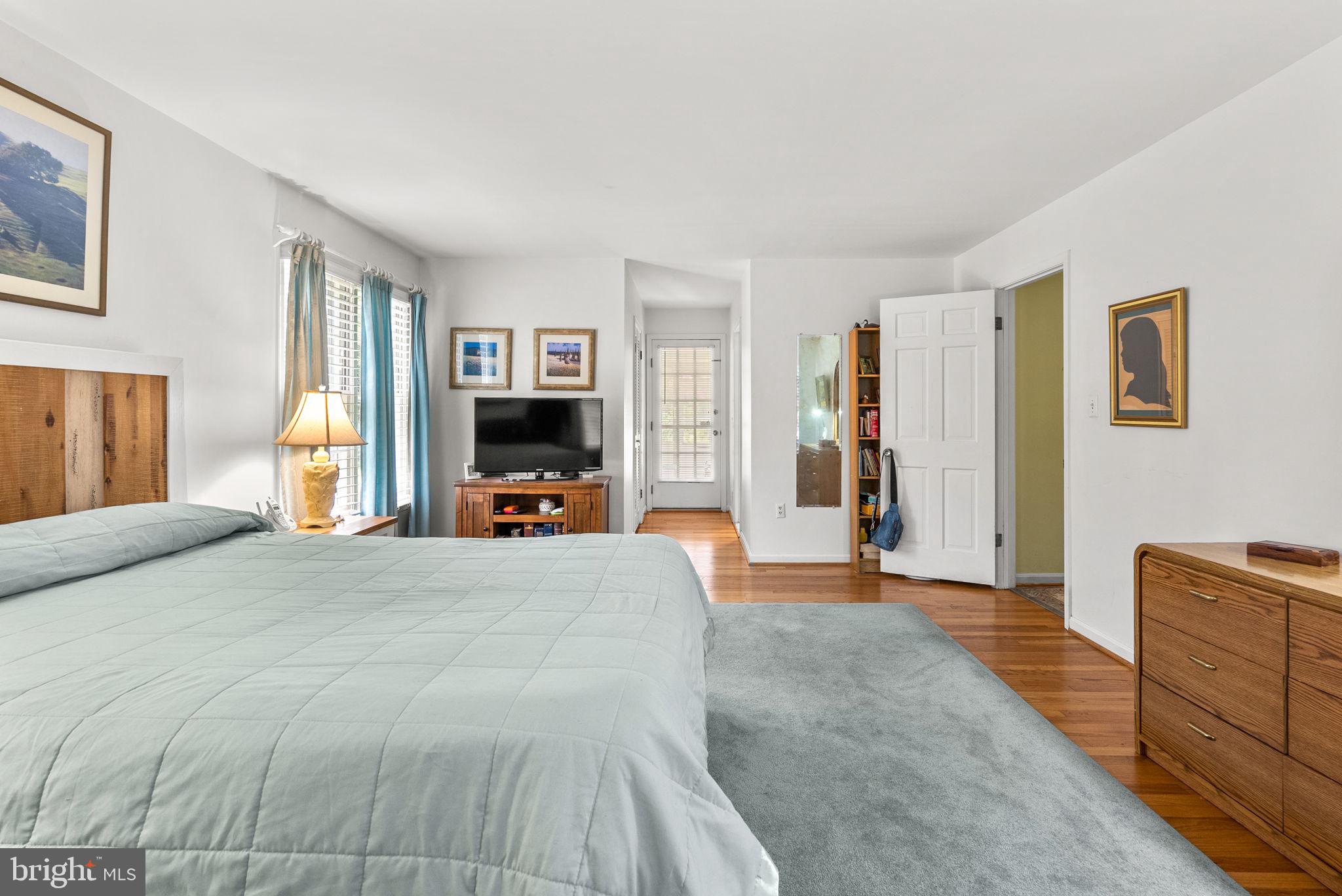 CHARTWELL - Residential