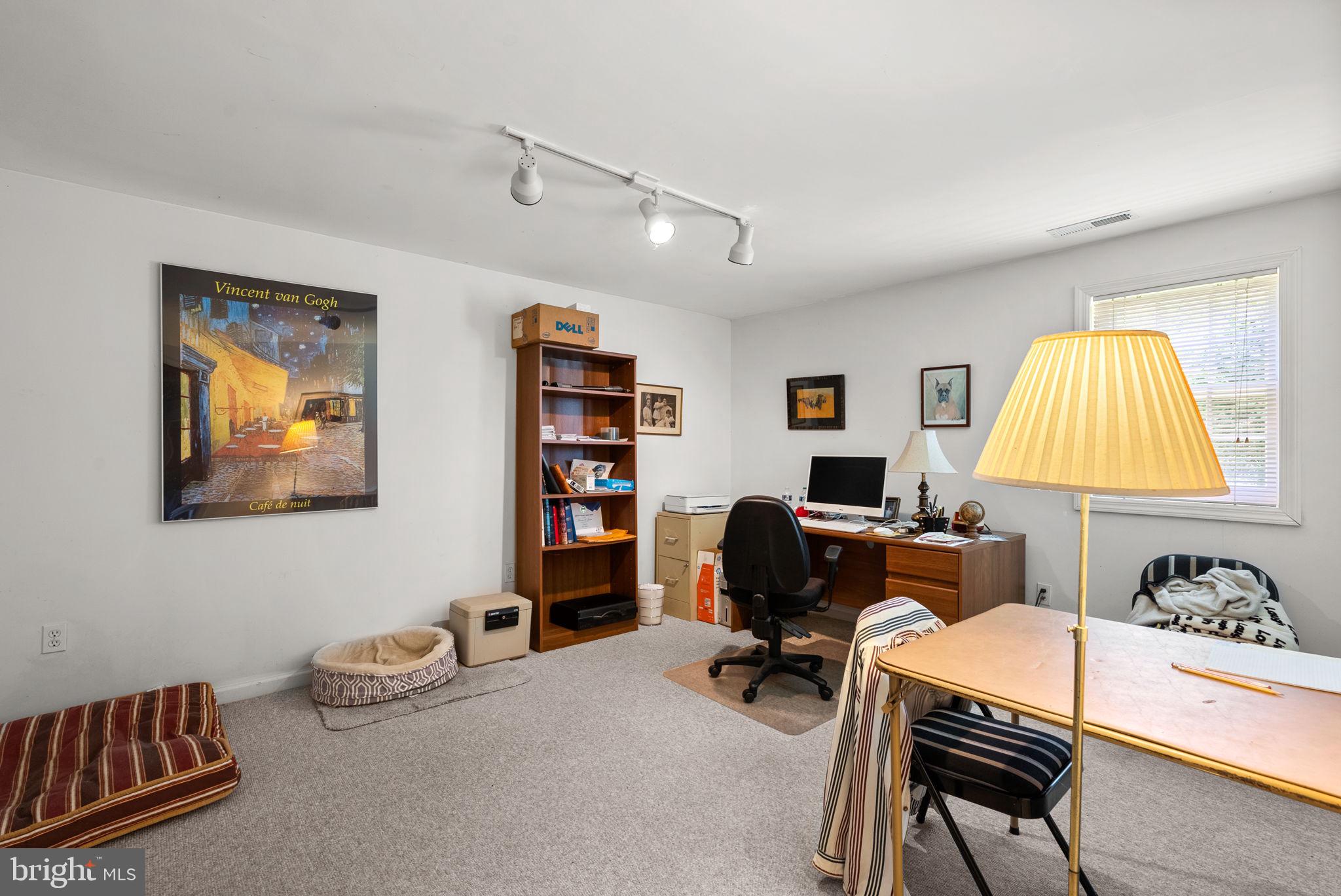 CHARTWELL - Residential