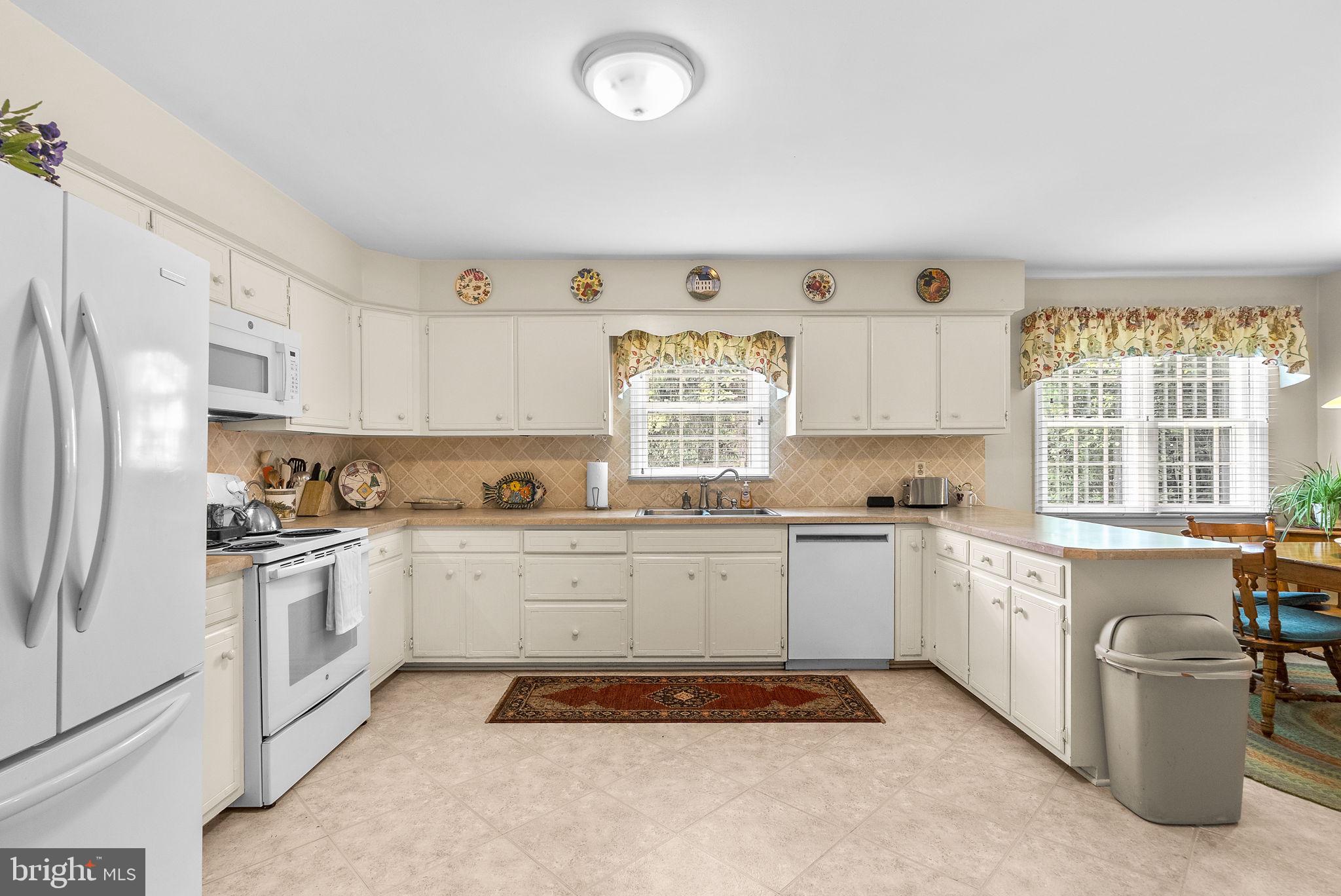 CHARTWELL - Residential