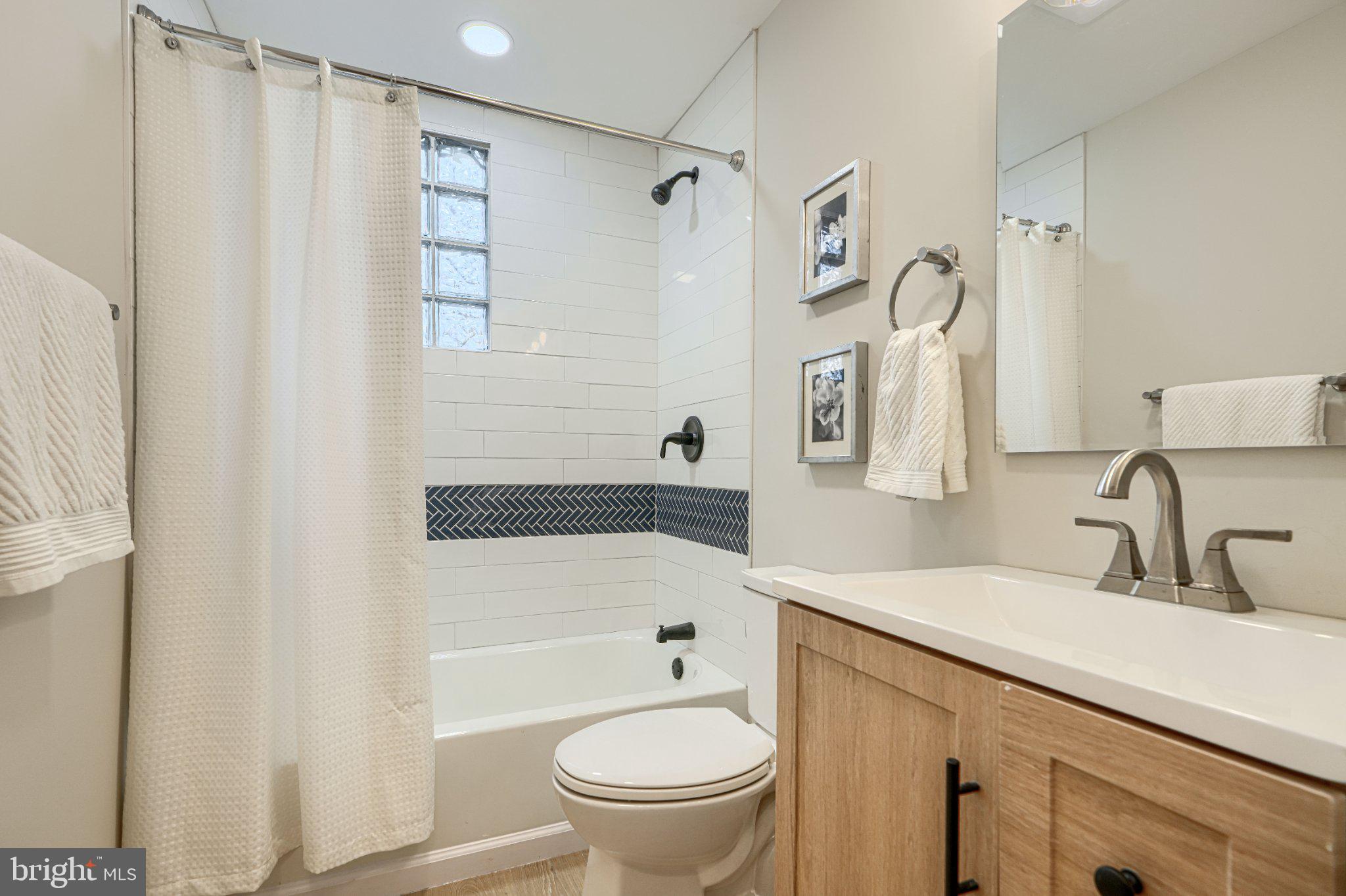 PHOENIX - Residential