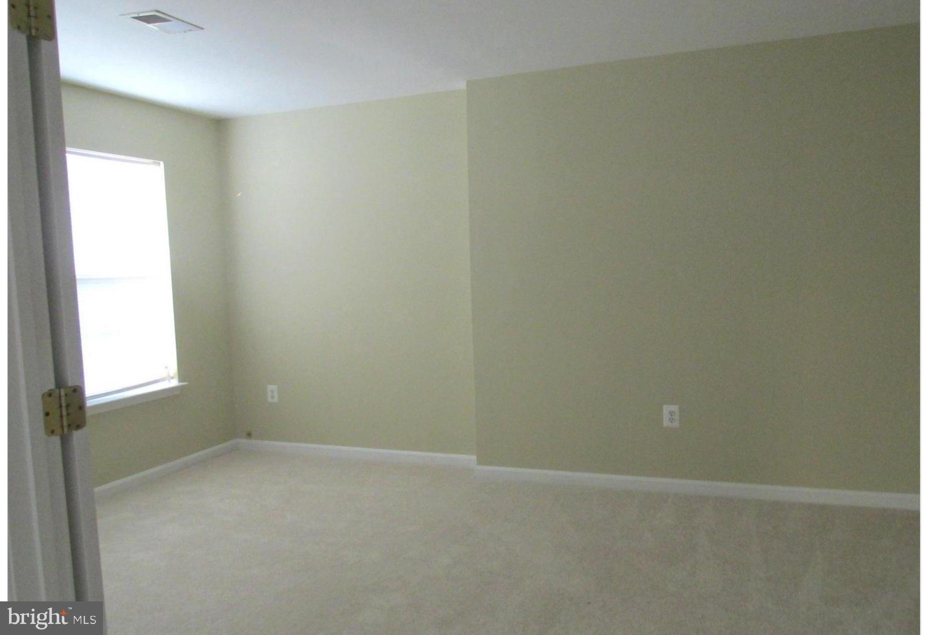 STRATFORD PLACE - Residential