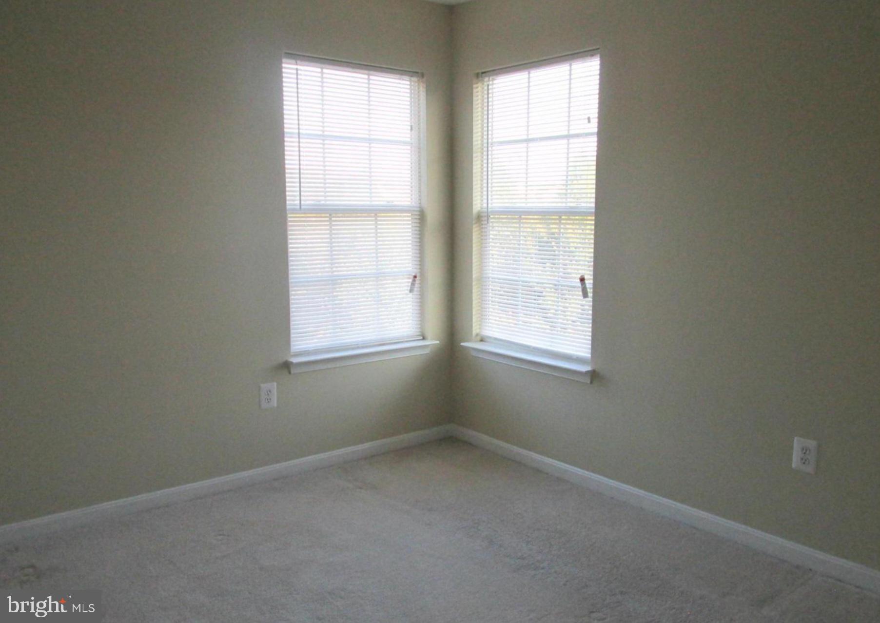 STRATFORD PLACE - Residential