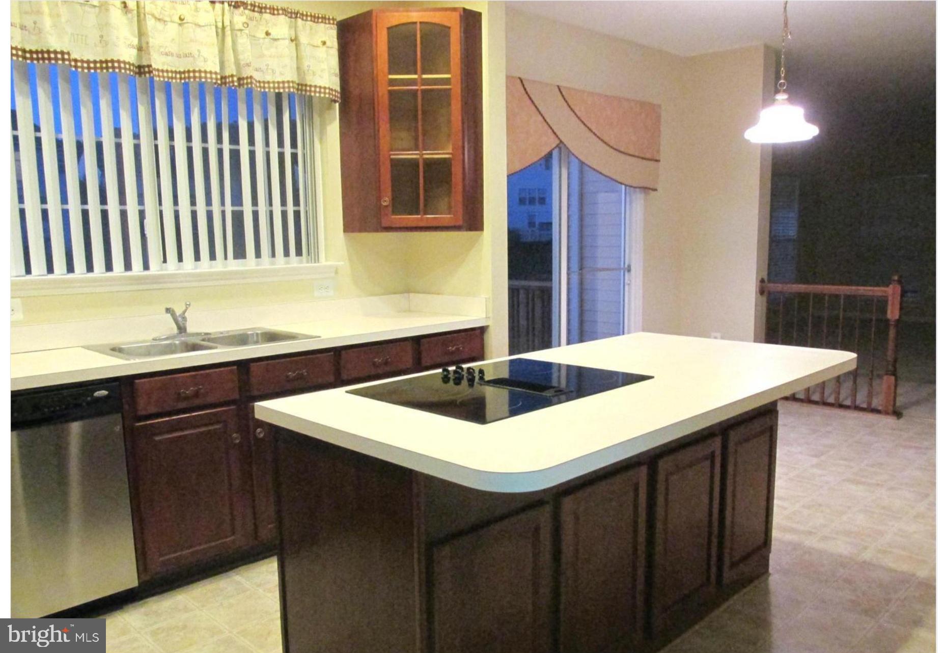 STRATFORD PLACE - Residential