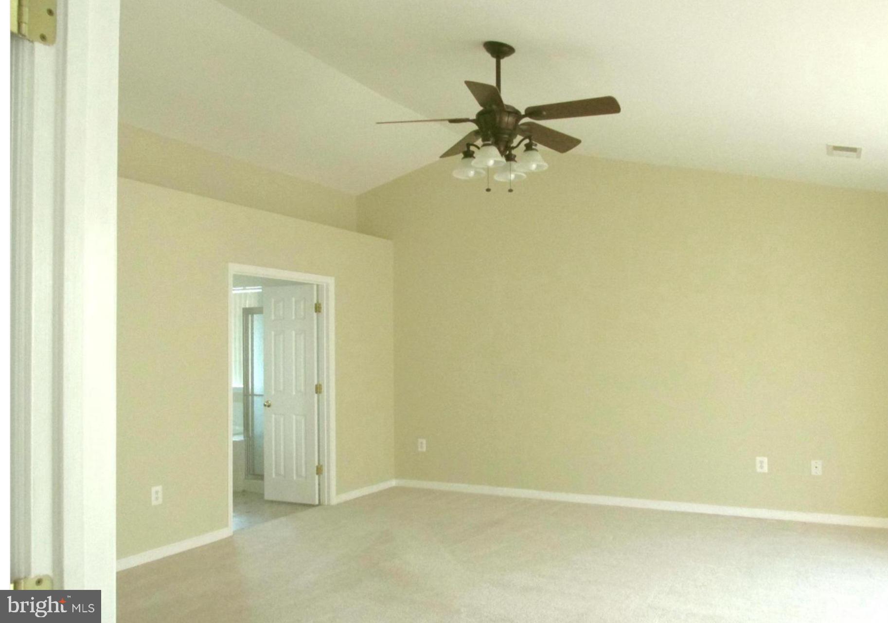 STRATFORD PLACE - Residential